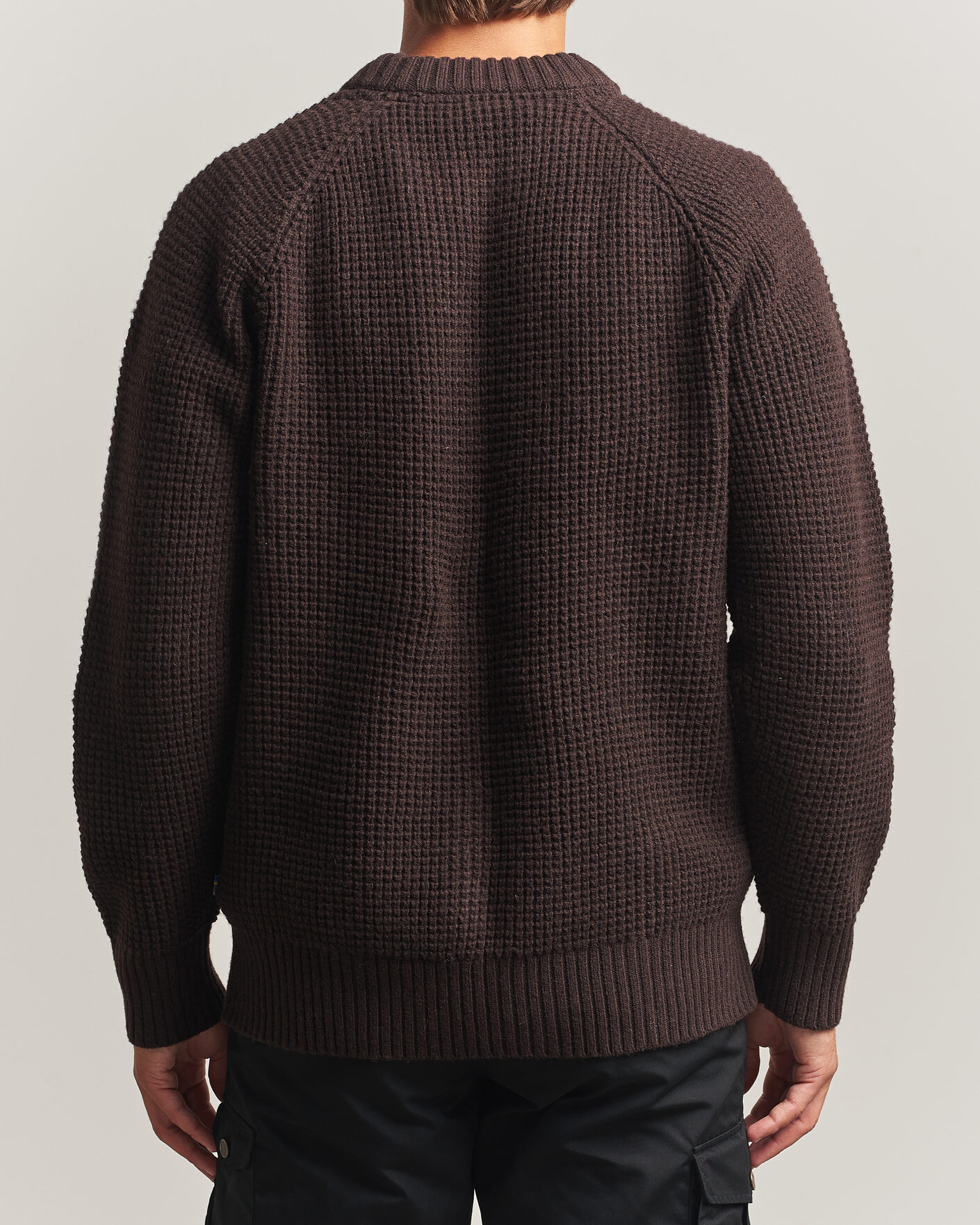 Hombres | Jerséis y prendas de punto | Fjällräven | Övik Wool Waffle Knit Black Oak