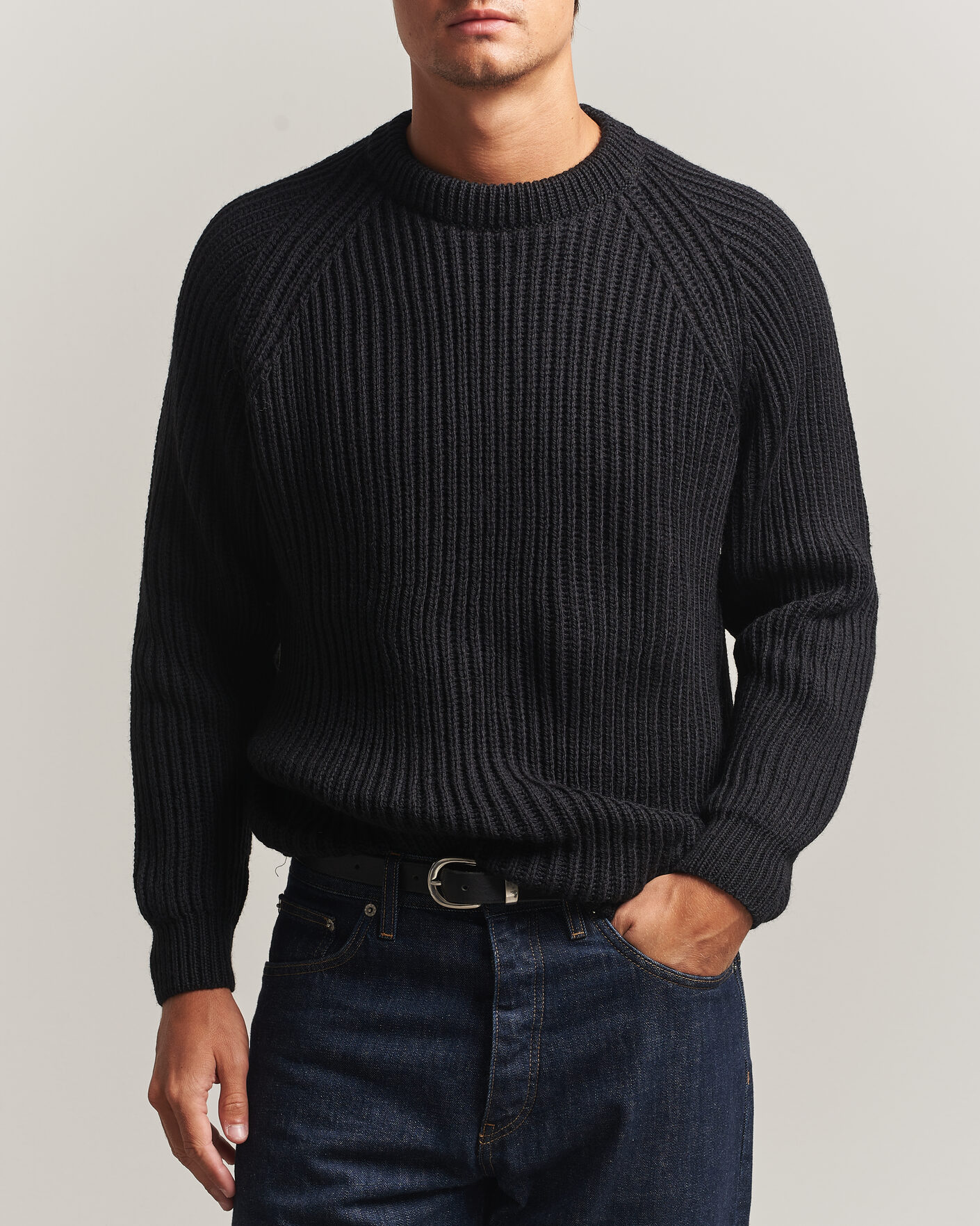Hombres | Jerséis y prendas de punto | Gloverall | Fisherman Rib Chunky Wool Crew Neck Black