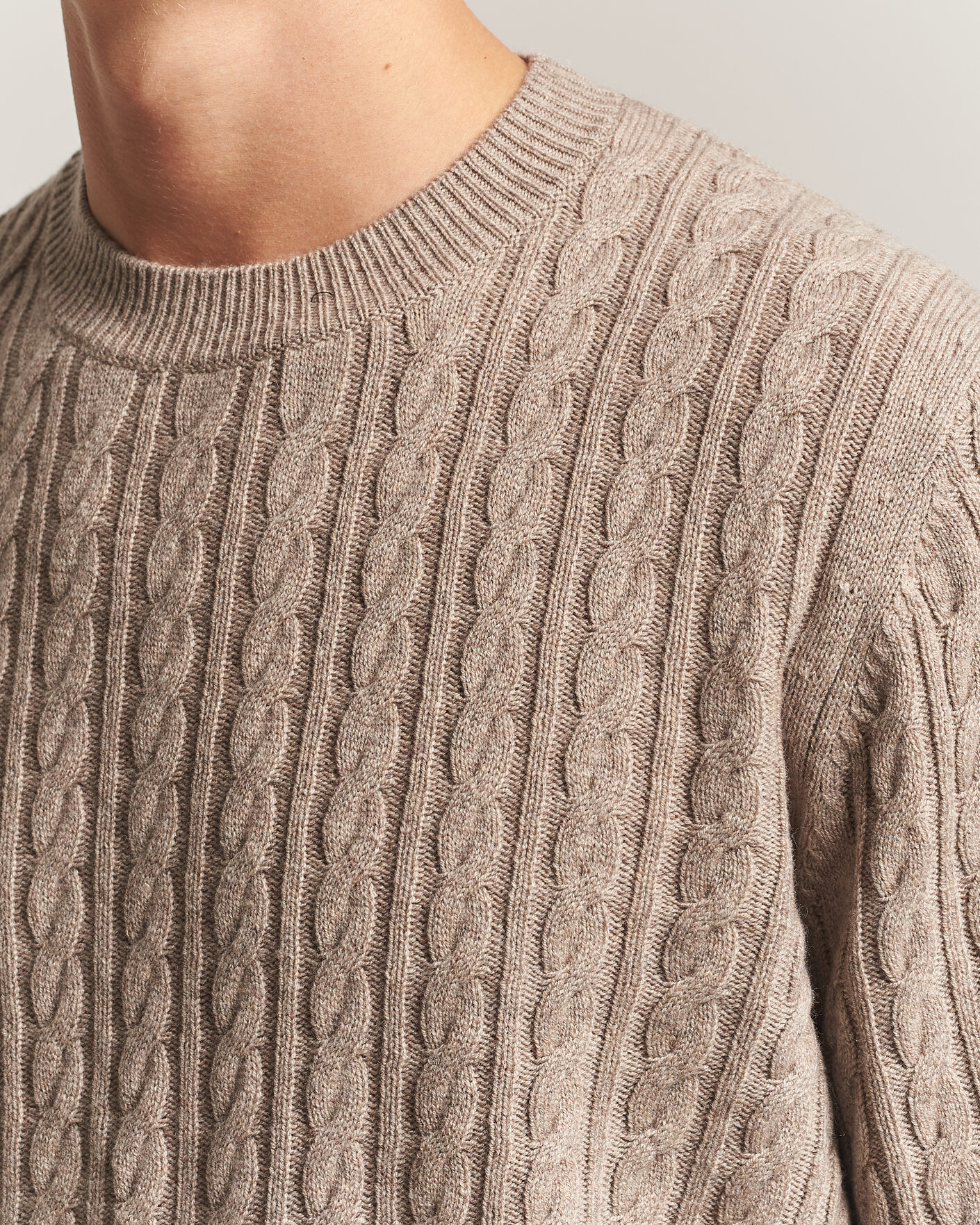 Hombres | Jerséis y prendas de punto | BOSS BLACK | Furlan Wool/Cashmere Cable Crew Neck Open Brown