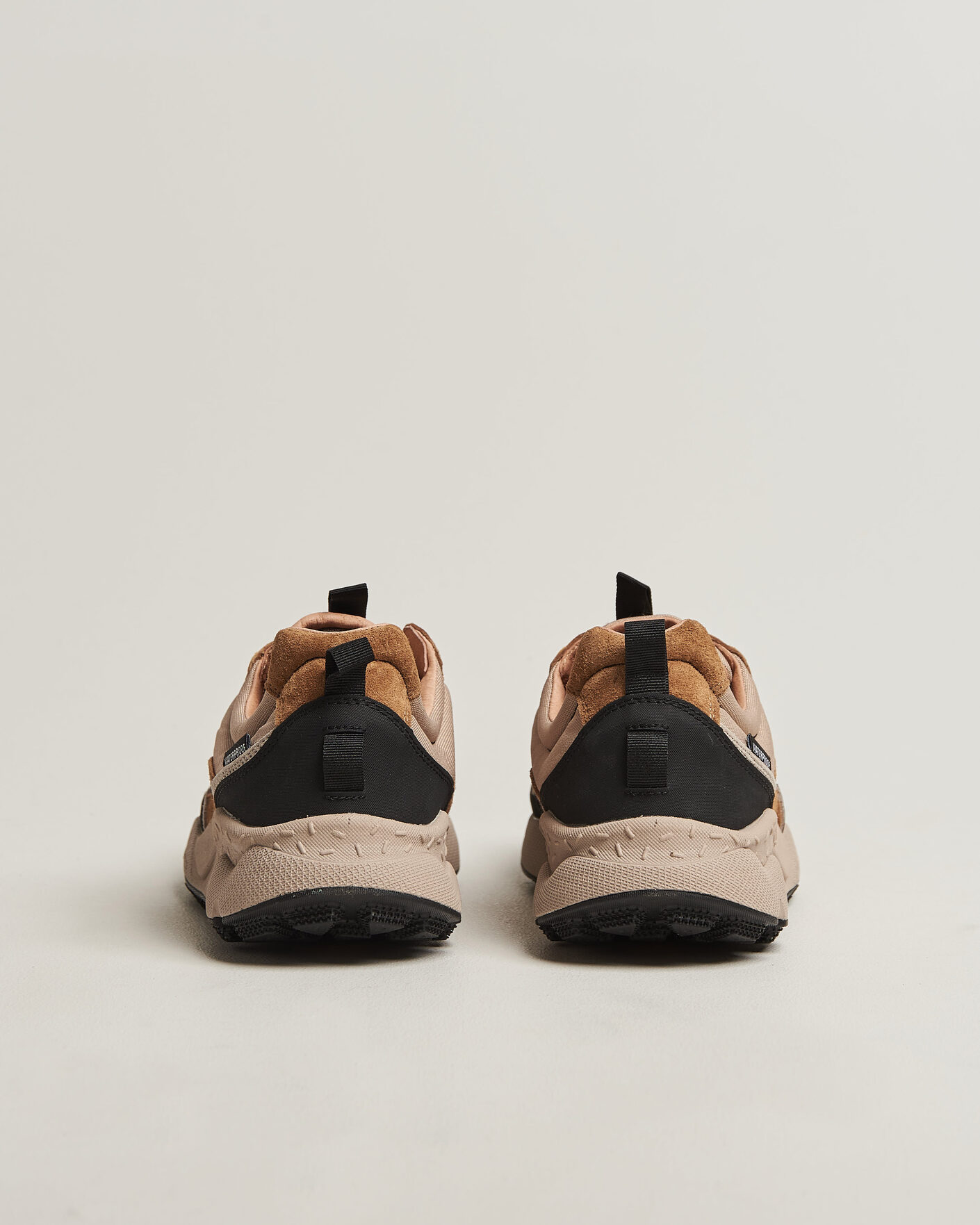Hombres | Zapatillas | Flower Mountain | Iwano 2 Suede/Nylon Trail Sneaker Beige