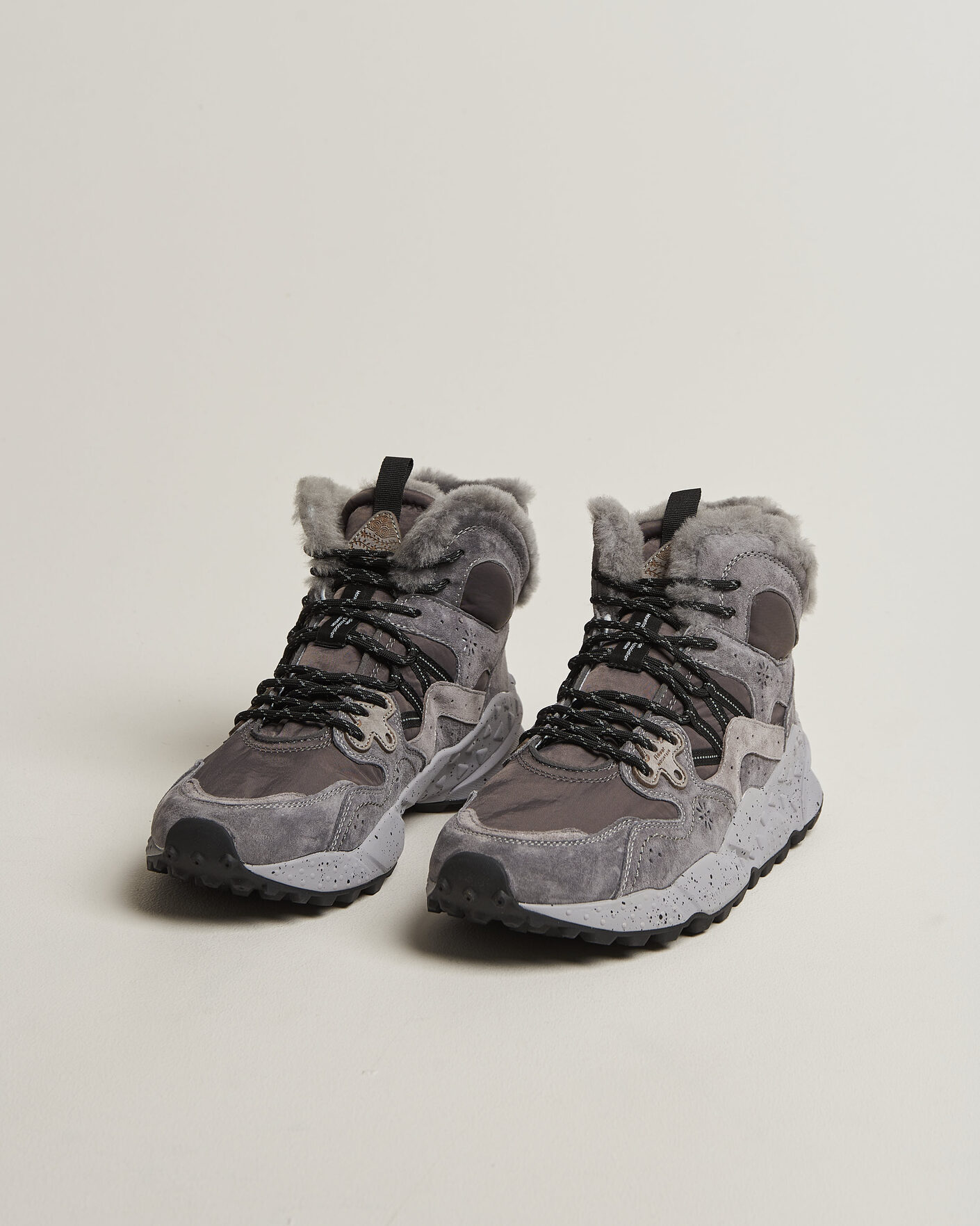 Hombres | Zapatillas | Flower Mountain | Yamano 3 Mid Suede/Sherling Sneaker Grey