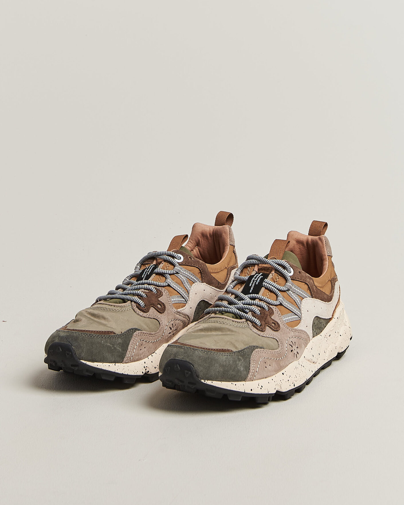 Hombres | Zapatillas | Flower Mountain | Yamano 3 Suede/Nylon Sneaker Grey/Onion