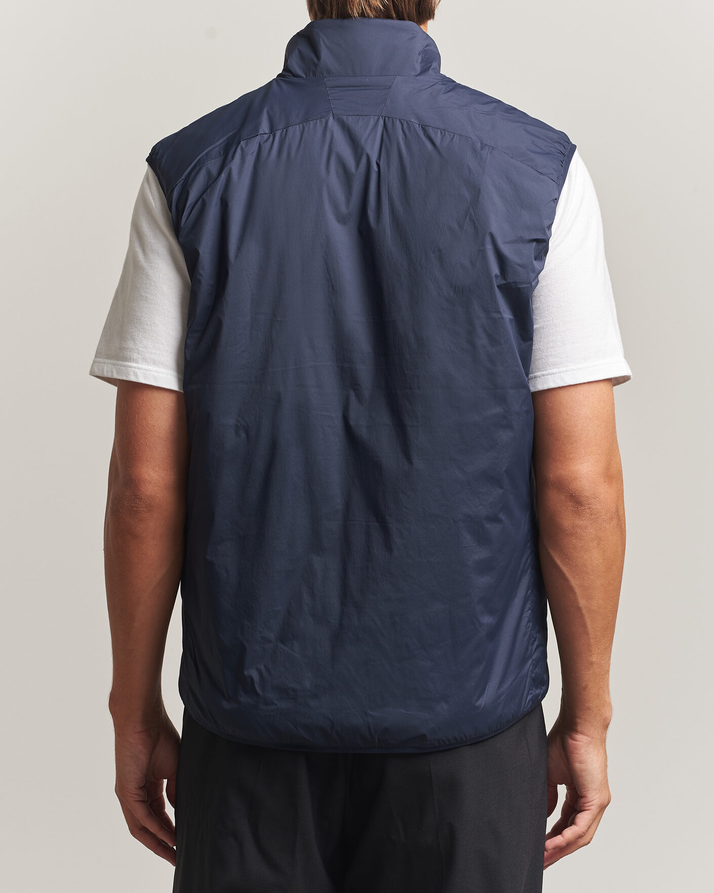 Hombres | Chalecos | J.Lindeberg | Clinton Padded Vest JL Navy
