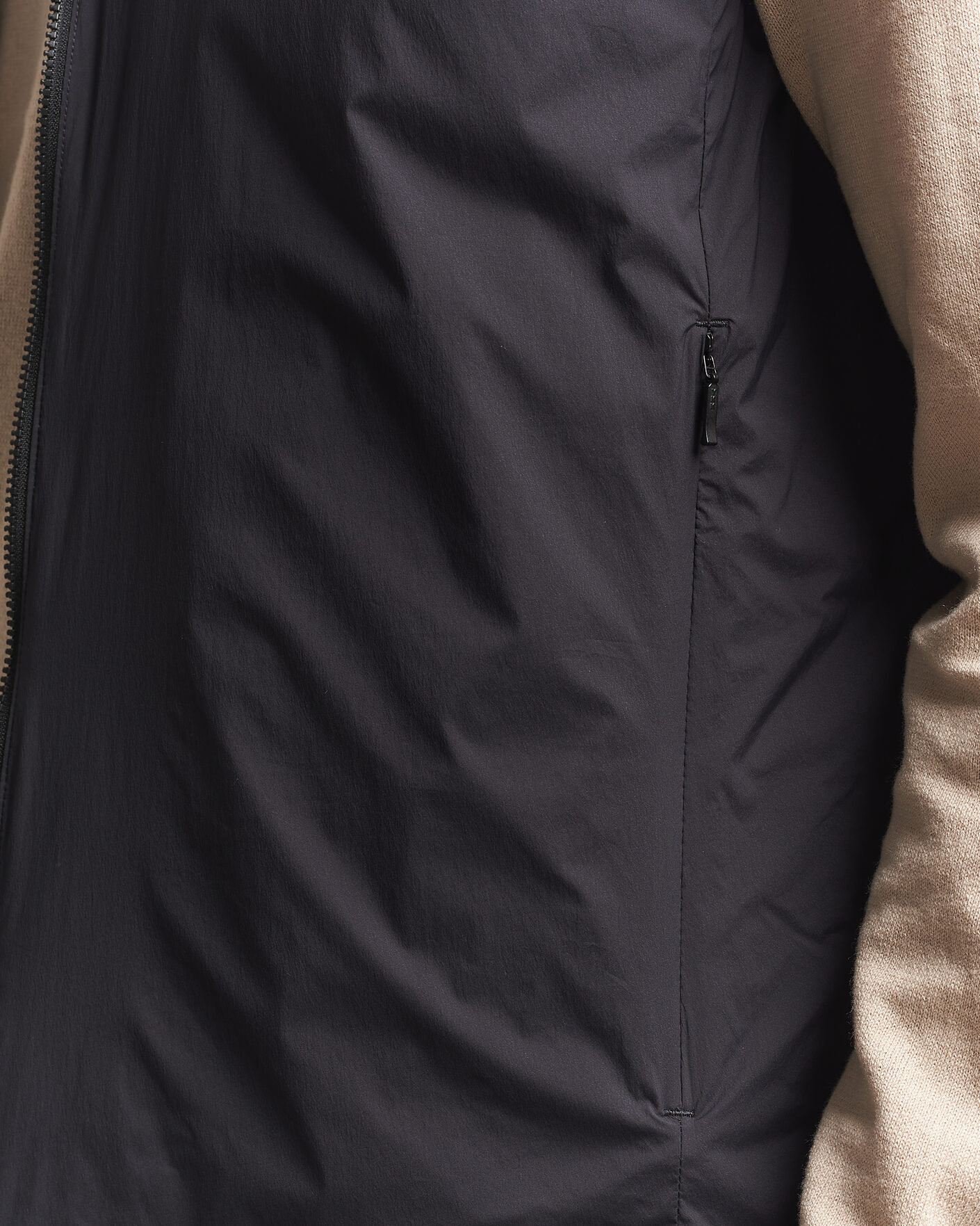 Hombres | Chalecos | J.Lindeberg | Clinton Padded Vest Black