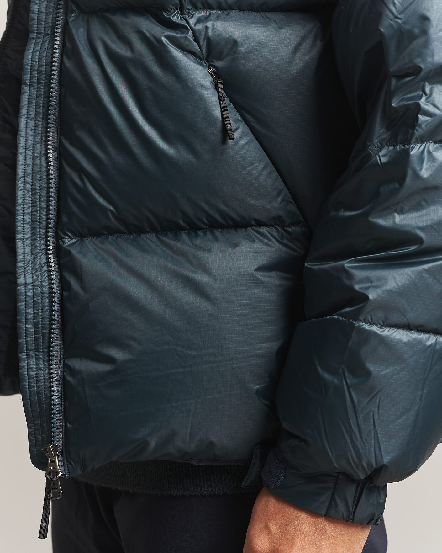 Hombres | Abrigos y chaquetas | Goldwin | Crystalite Down Parka Pewter