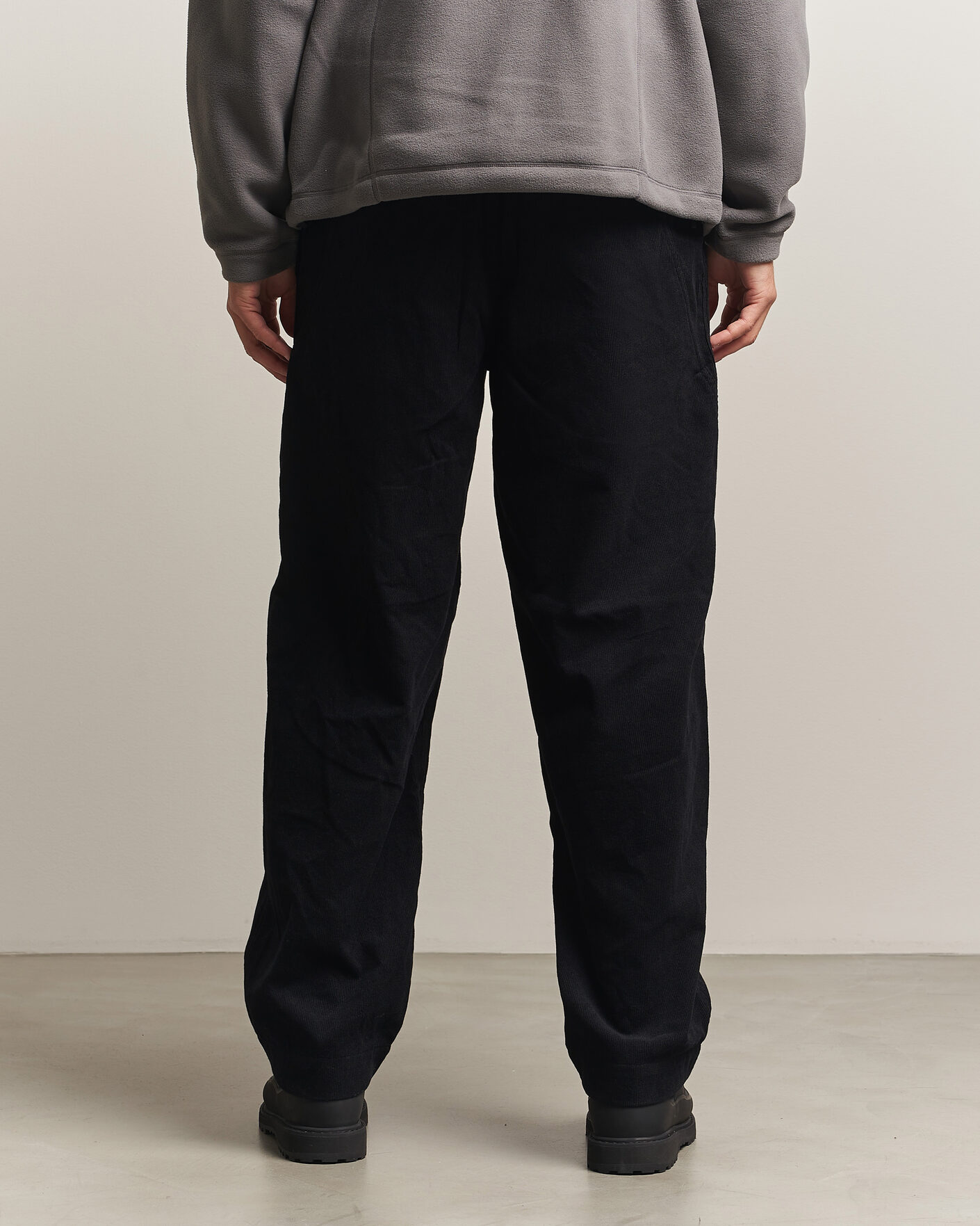 Hombres | Pantalones | Goldwin | Corduroy Straight Pants Black
