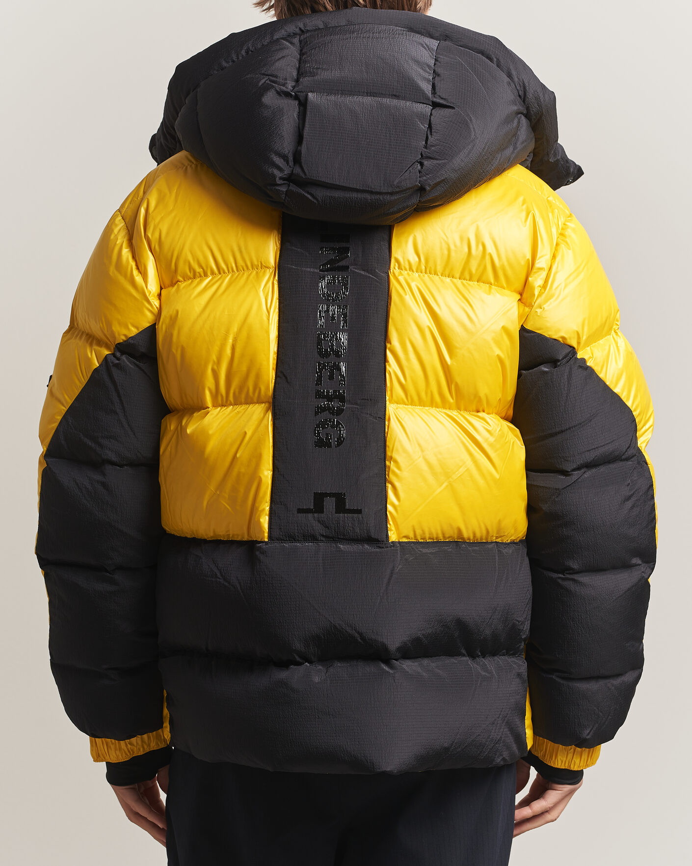 Hombres | Abrigos y chaquetas | J.Lindeberg | Creek Block Hooded Down Jacket Bumblebee