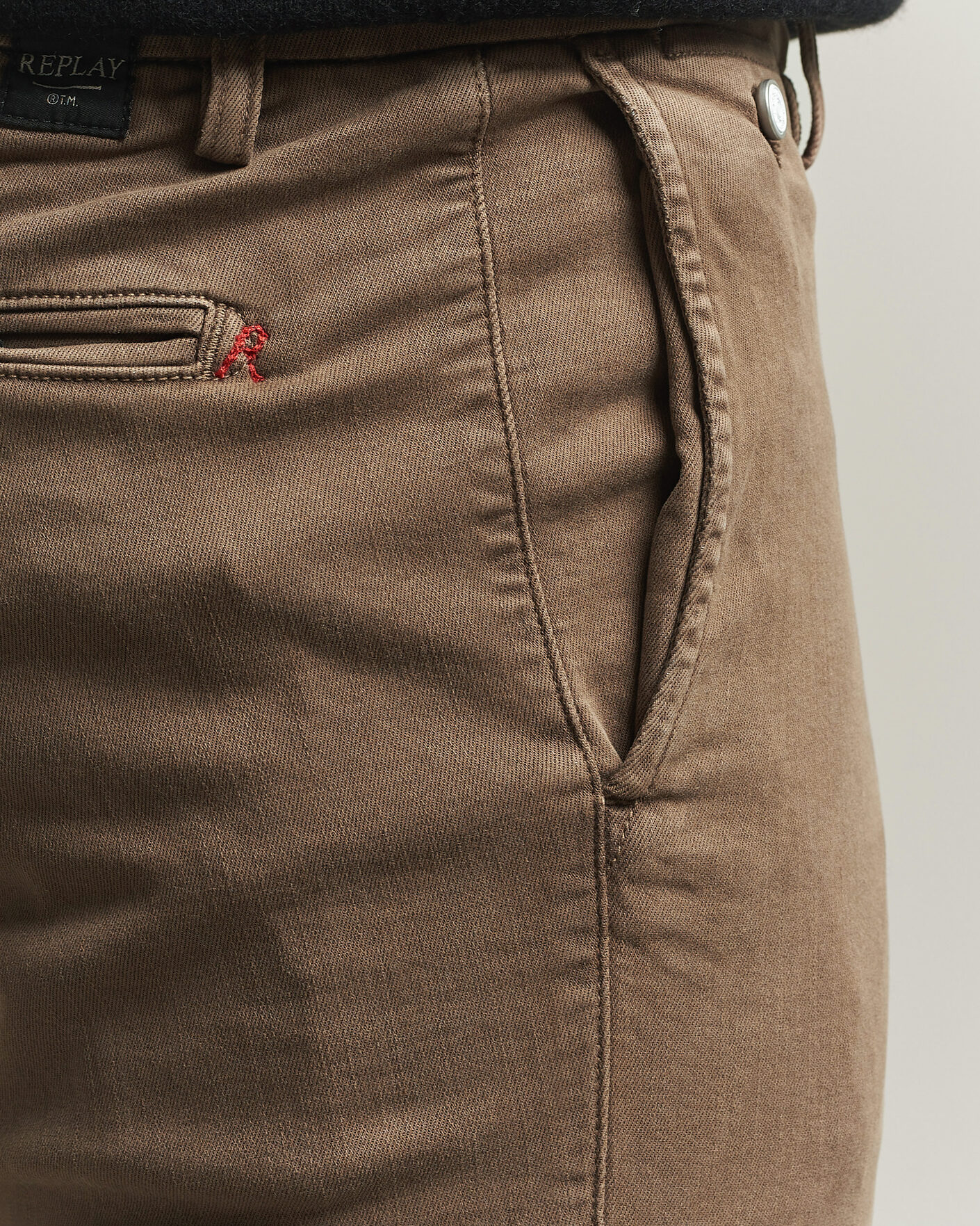 Hombres | Pantalones | Replay | Benni Hyperflex X-Lite Chinos Brown