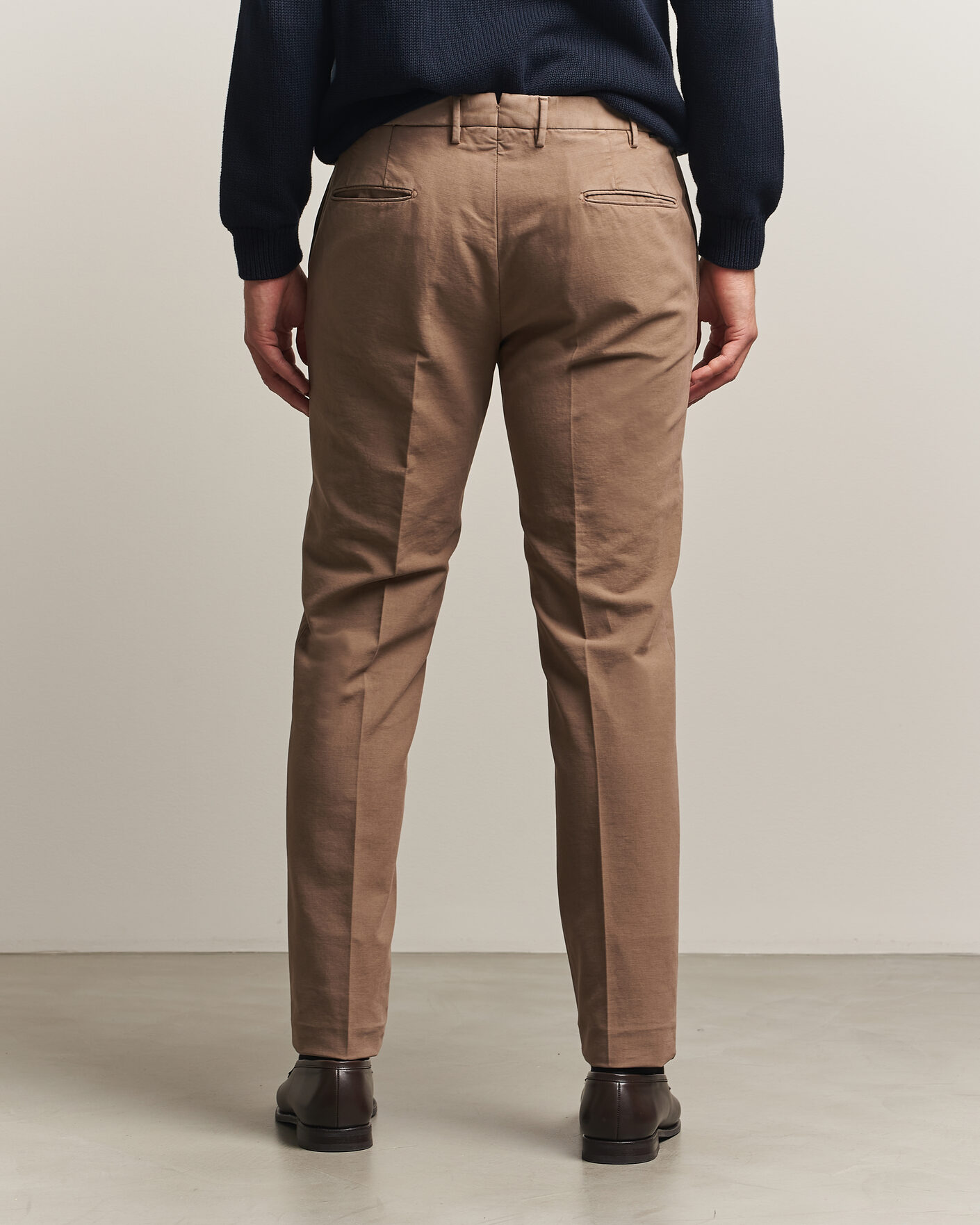 Hombres | Pantalones | Incotex | Slim Fit Soft Cotton Stretch Chinos Taupe