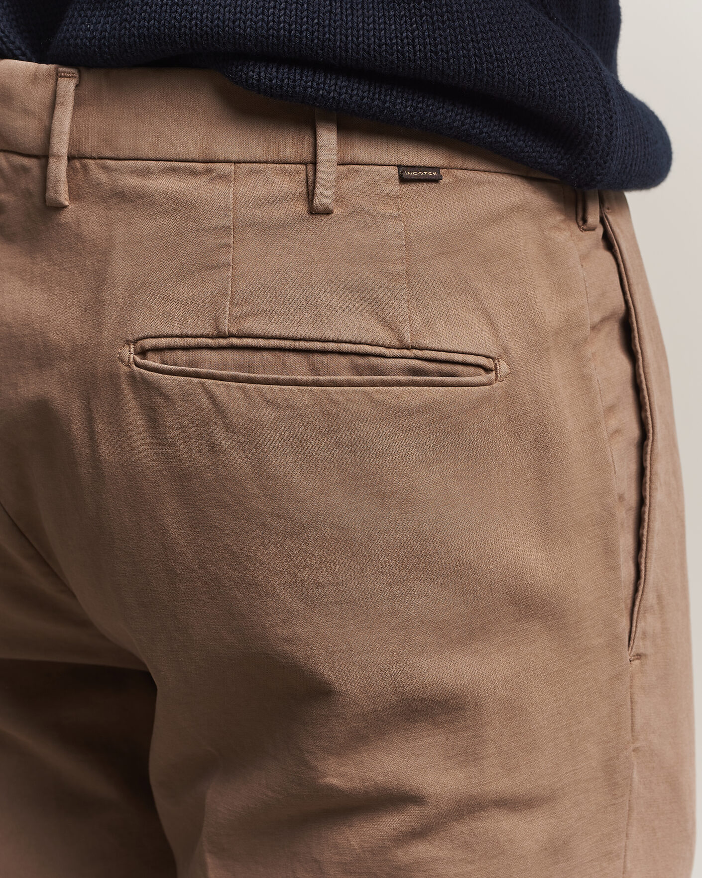 Hombres | Pantalones | Incotex | Slim Fit Soft Cotton Stretch Chinos Taupe