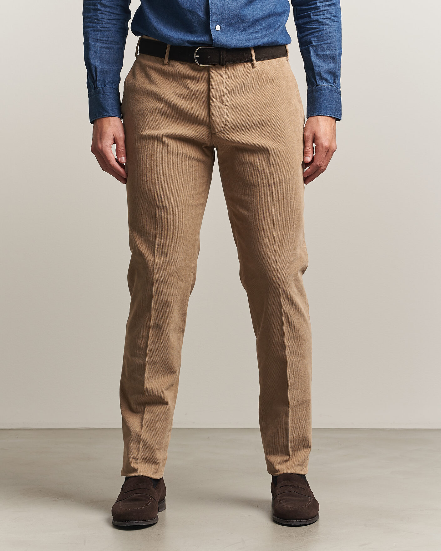 Hombres | Pantalones | Incotex | Slim Fit Baby Corduroy Trousers Beige