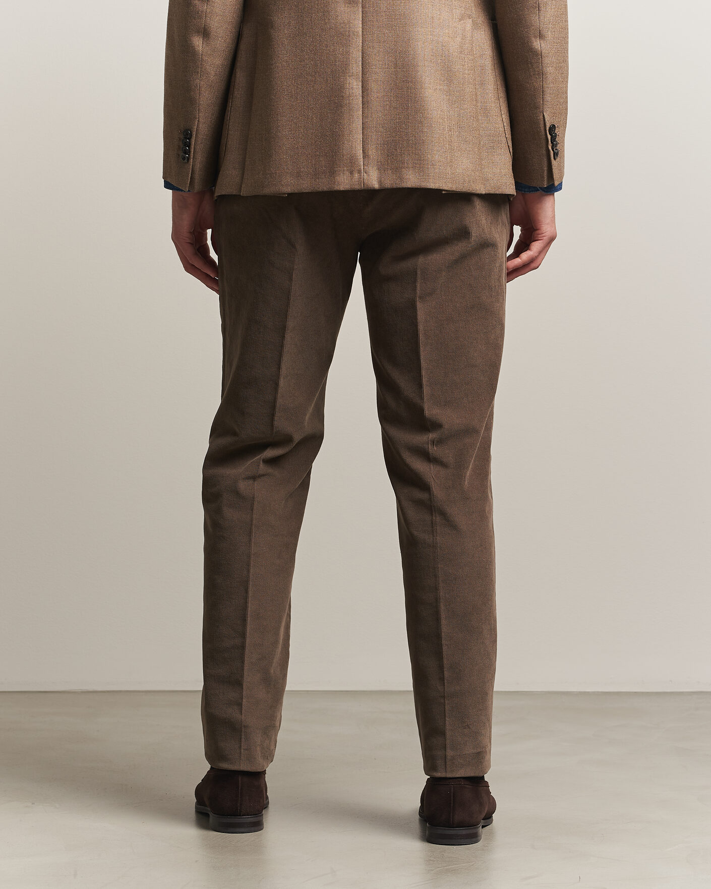 Hombres | Pantalones | Incotex | Regular Fit Baby Corduroy Trousers Taupe
