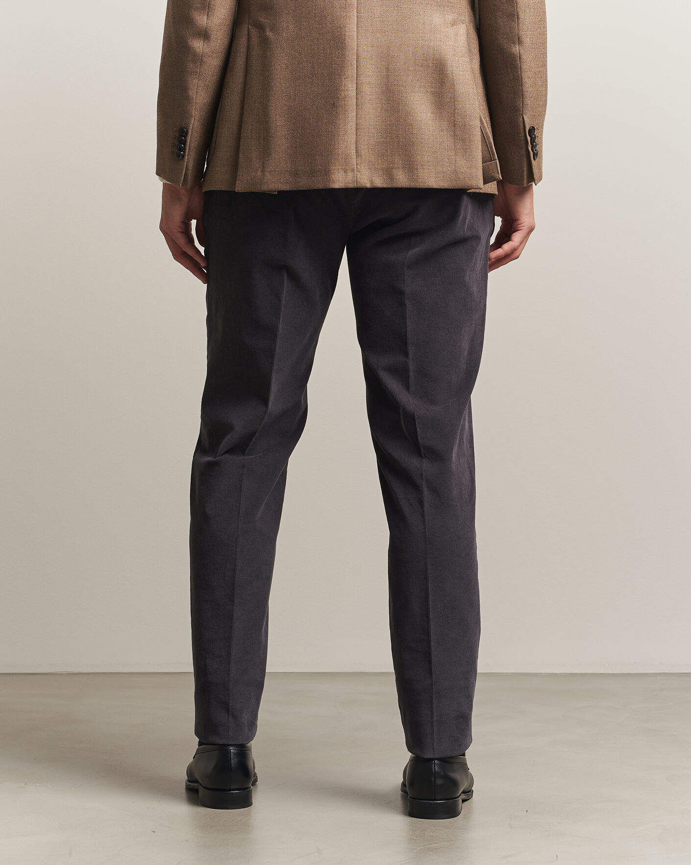 Hombres | Pantalones | Incotex | Regular Fit Baby Corduroy Trousers Dark Grey