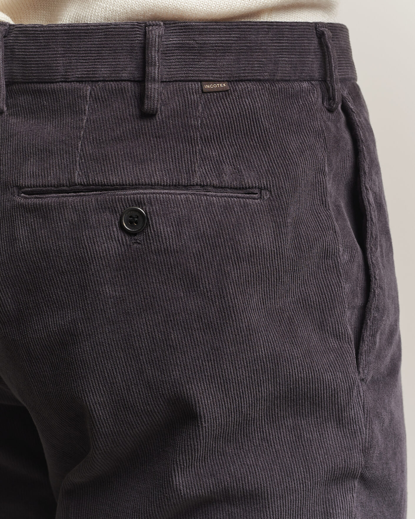 Hombres | Pantalones | Incotex | Regular Fit Baby Corduroy Trousers Dark Grey