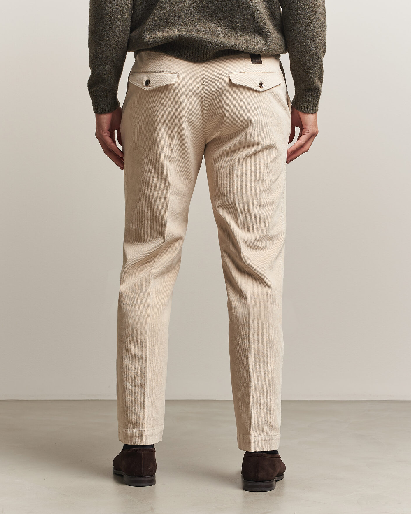 Hombres | Pantalones | Incotex | Regular Fit Washed Corduroy Slacks Off White