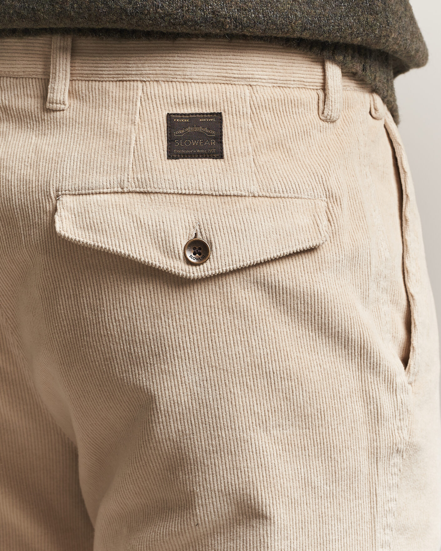 Hombres | Pantalones | Incotex | Regular Fit Washed Corduroy Slacks Off White