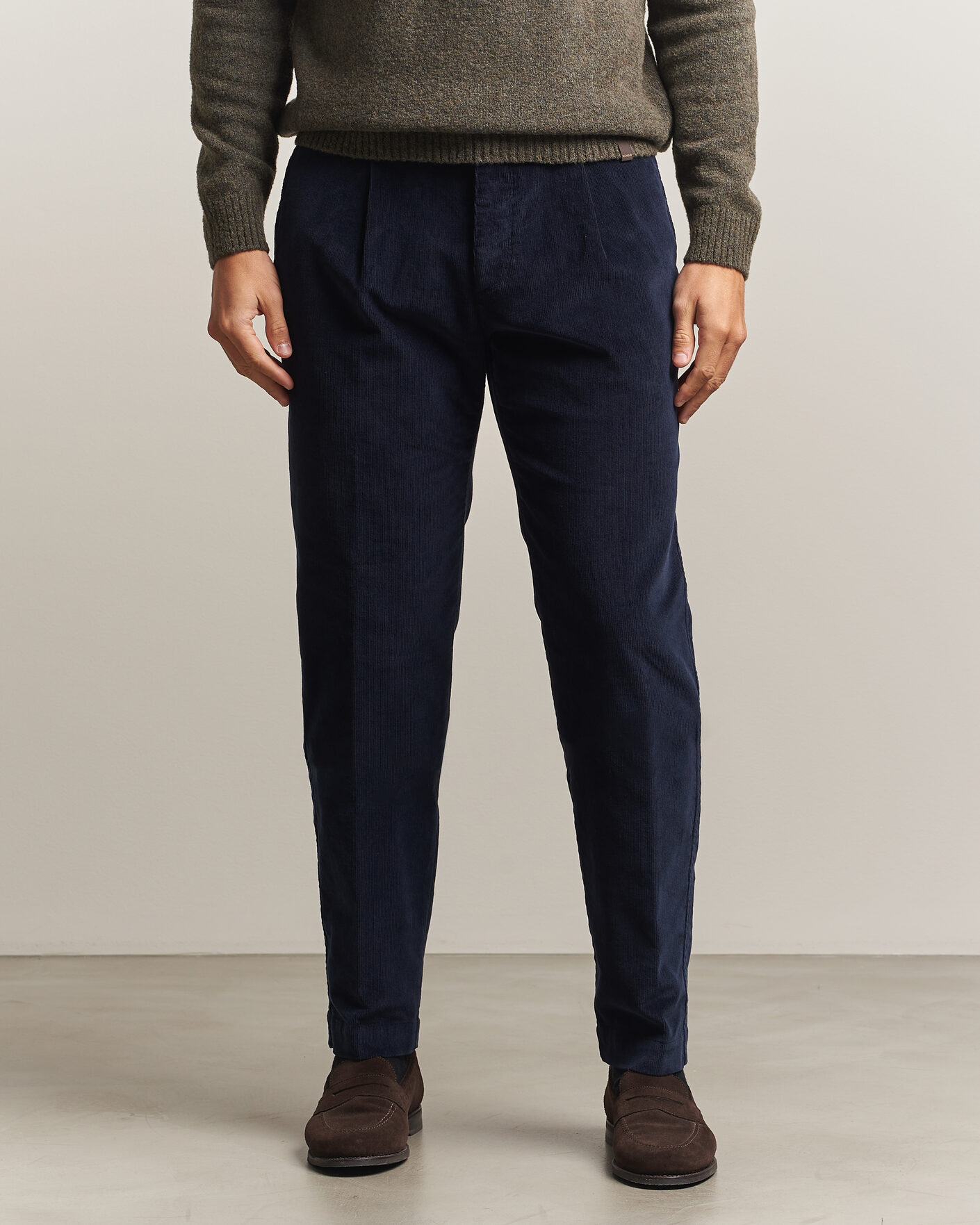 Hombres | Pantalones | Incotex | Regular Fit Washed Corduroy Slacks Navy