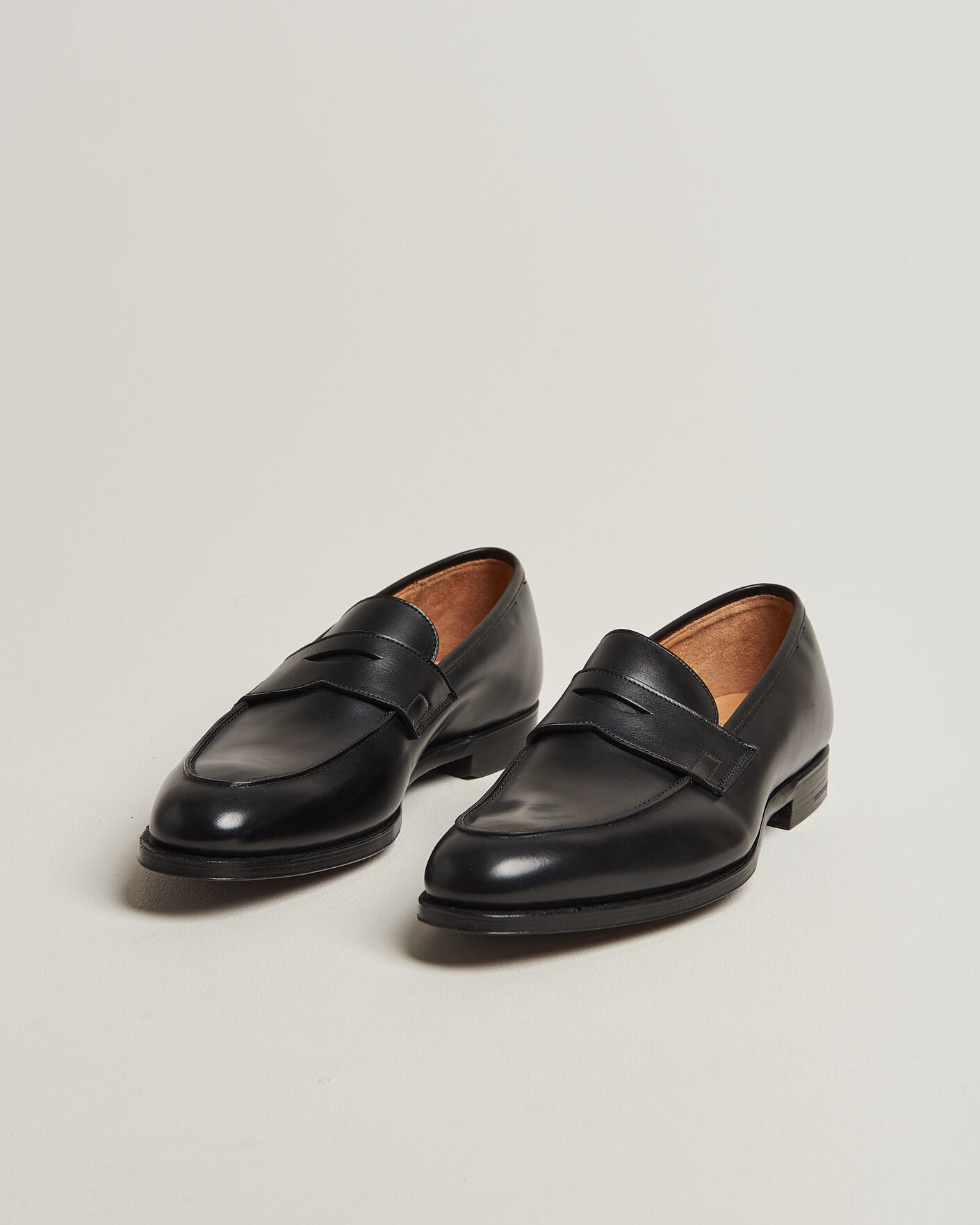 Hombres | Mocasines | Crockett & Jones | Crawford Handgrade Penny Loafer Black Calf