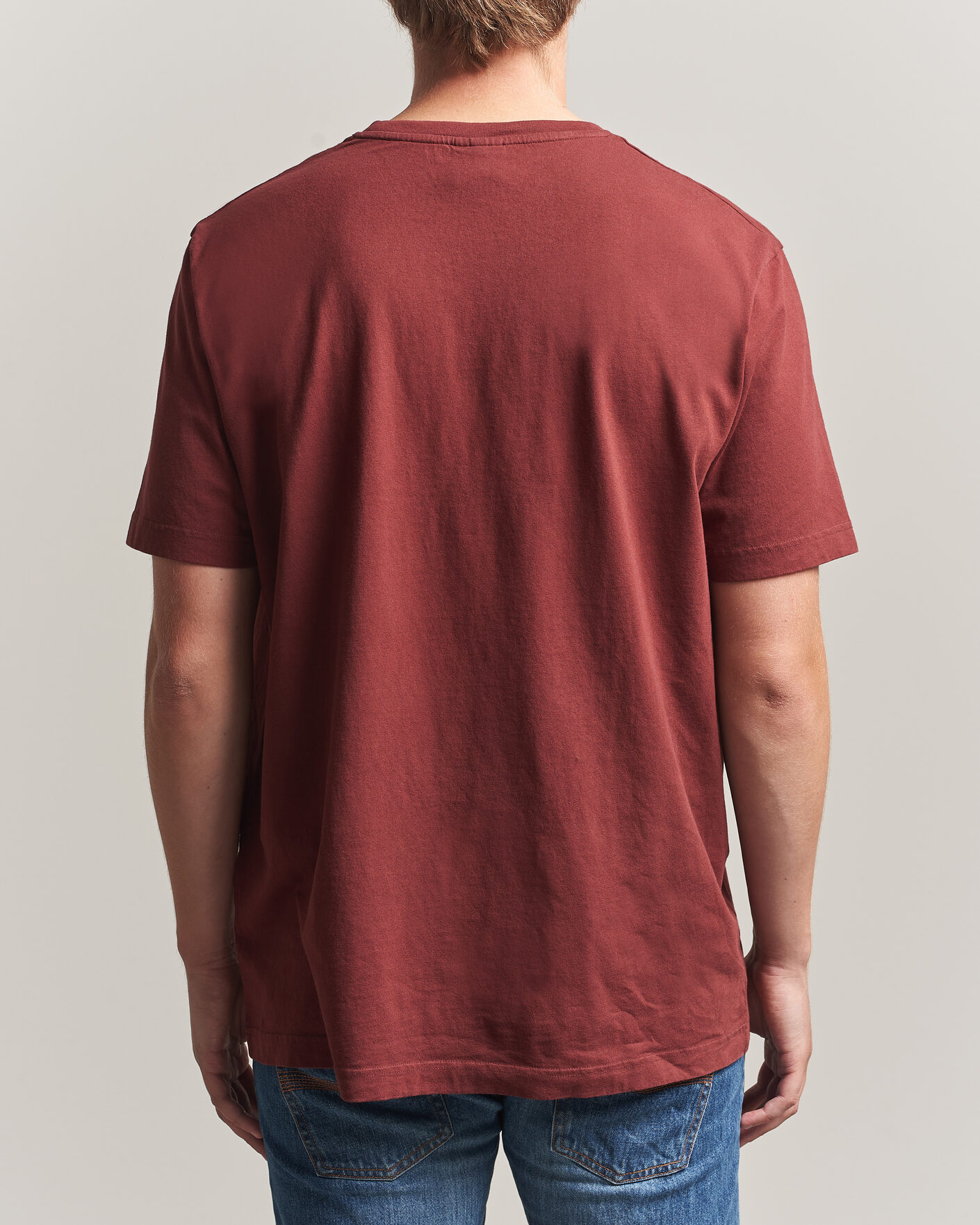 Hombres | Camisetas | Nudie Jeans | Uno Everyday Crew Neck T-Shirt Burgundy