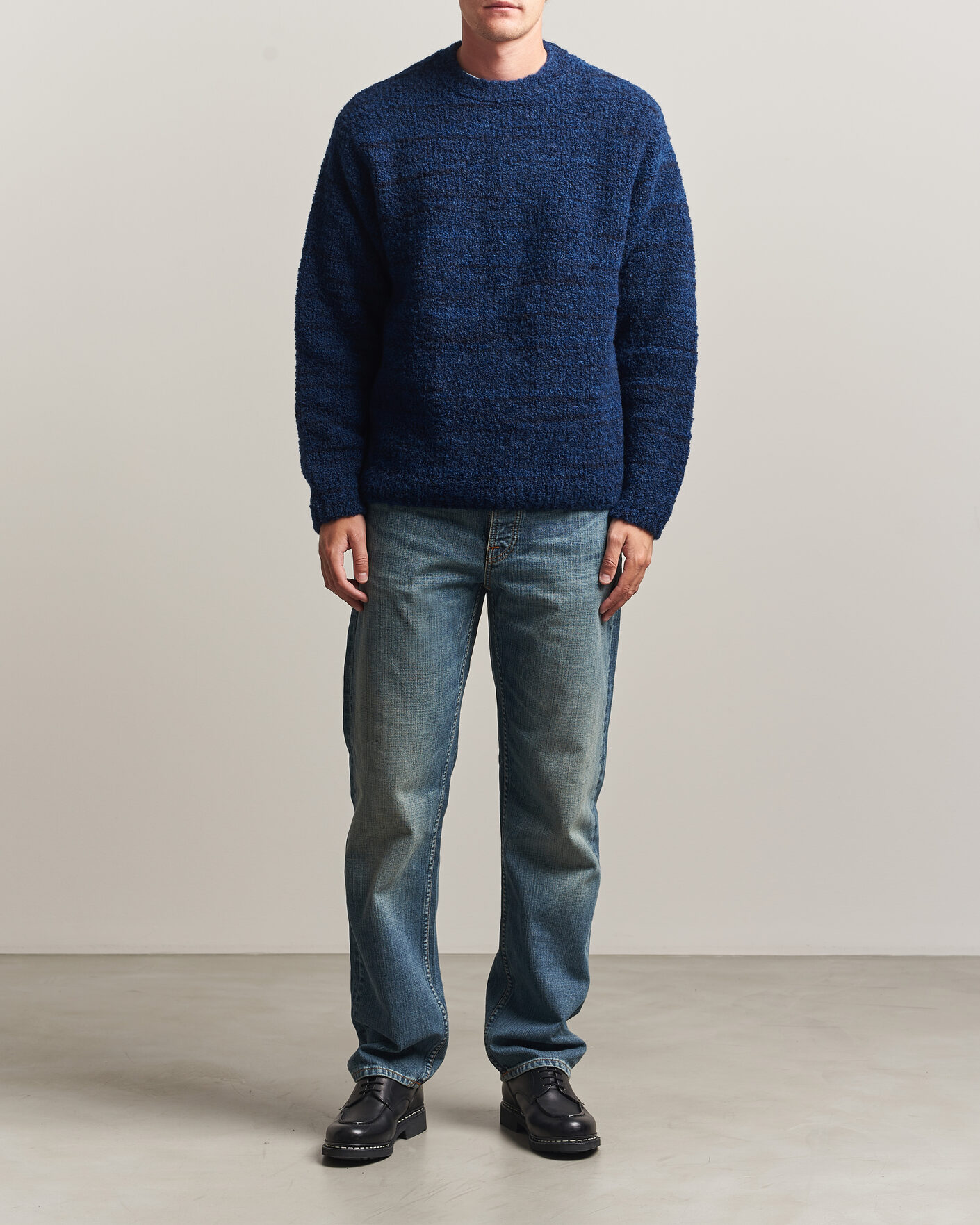 Hombres | Jerséis y prendas de punto | Nudie Jeans | Gurra Bouclé Knitted Sweater Blue Multi