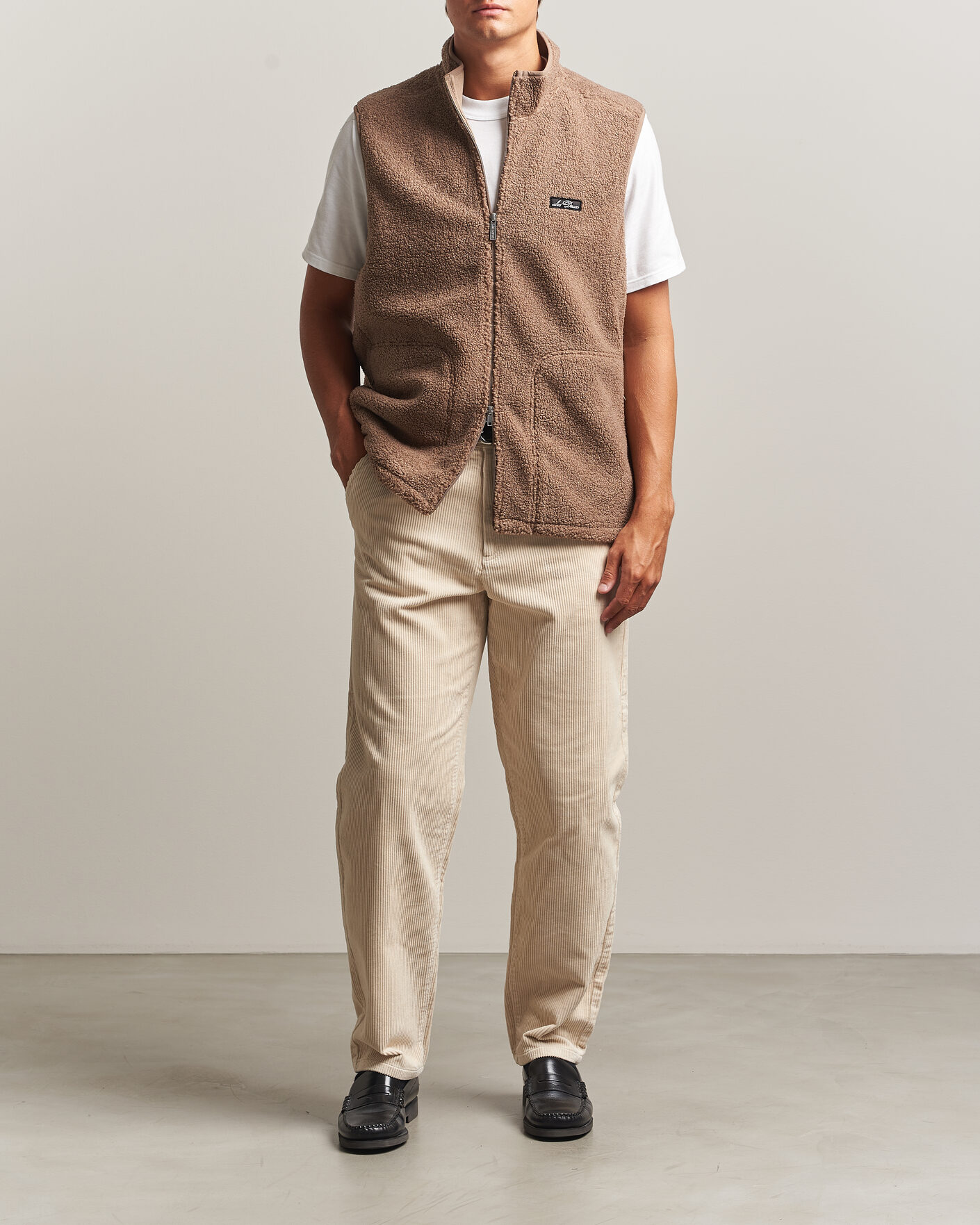 Hombres | Chalecos | LES DEUX | Patch Teddy Vest Caribou