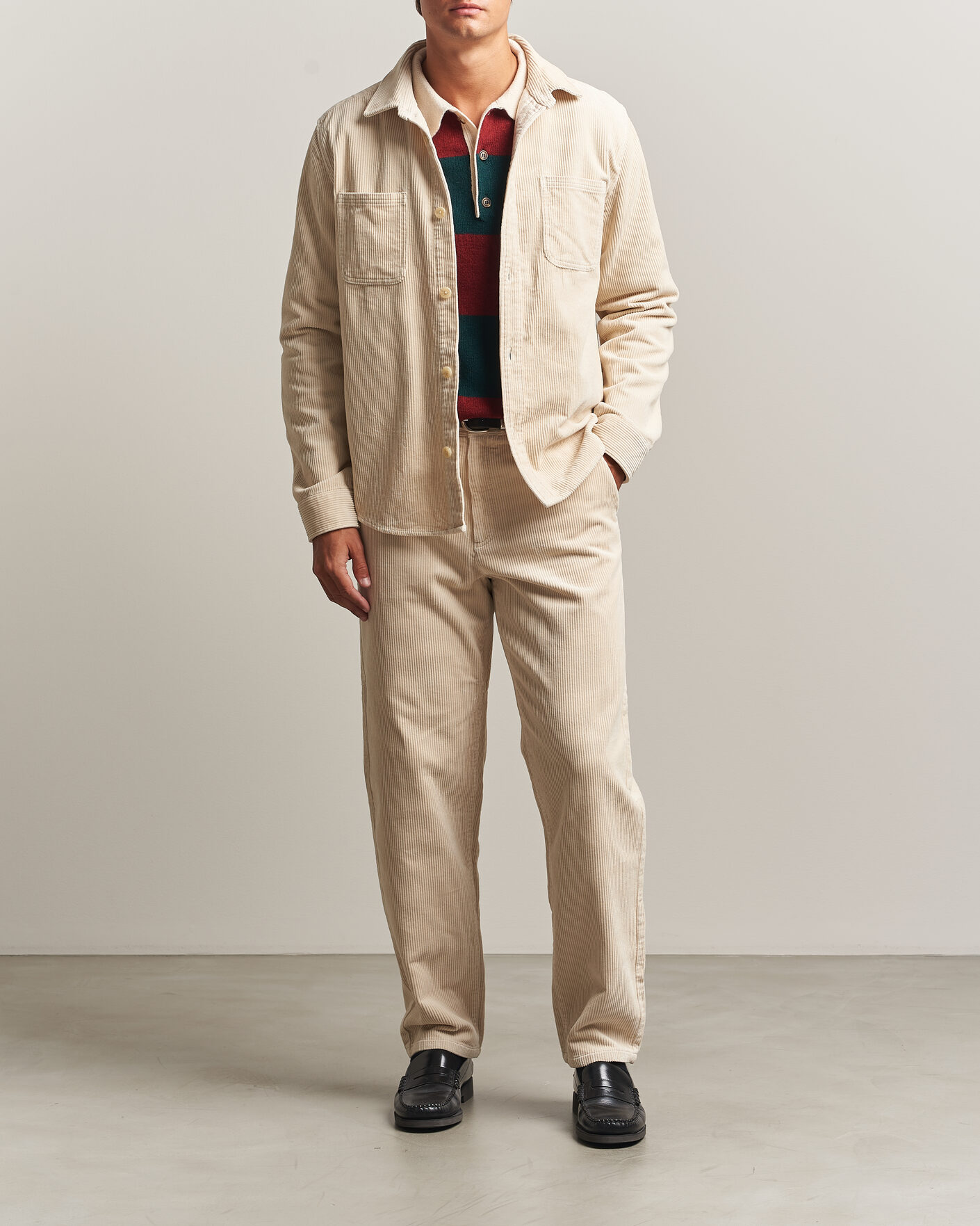 Hombres | Pantalones | LES DEUX | Corduroy Tapered Pants Ivory