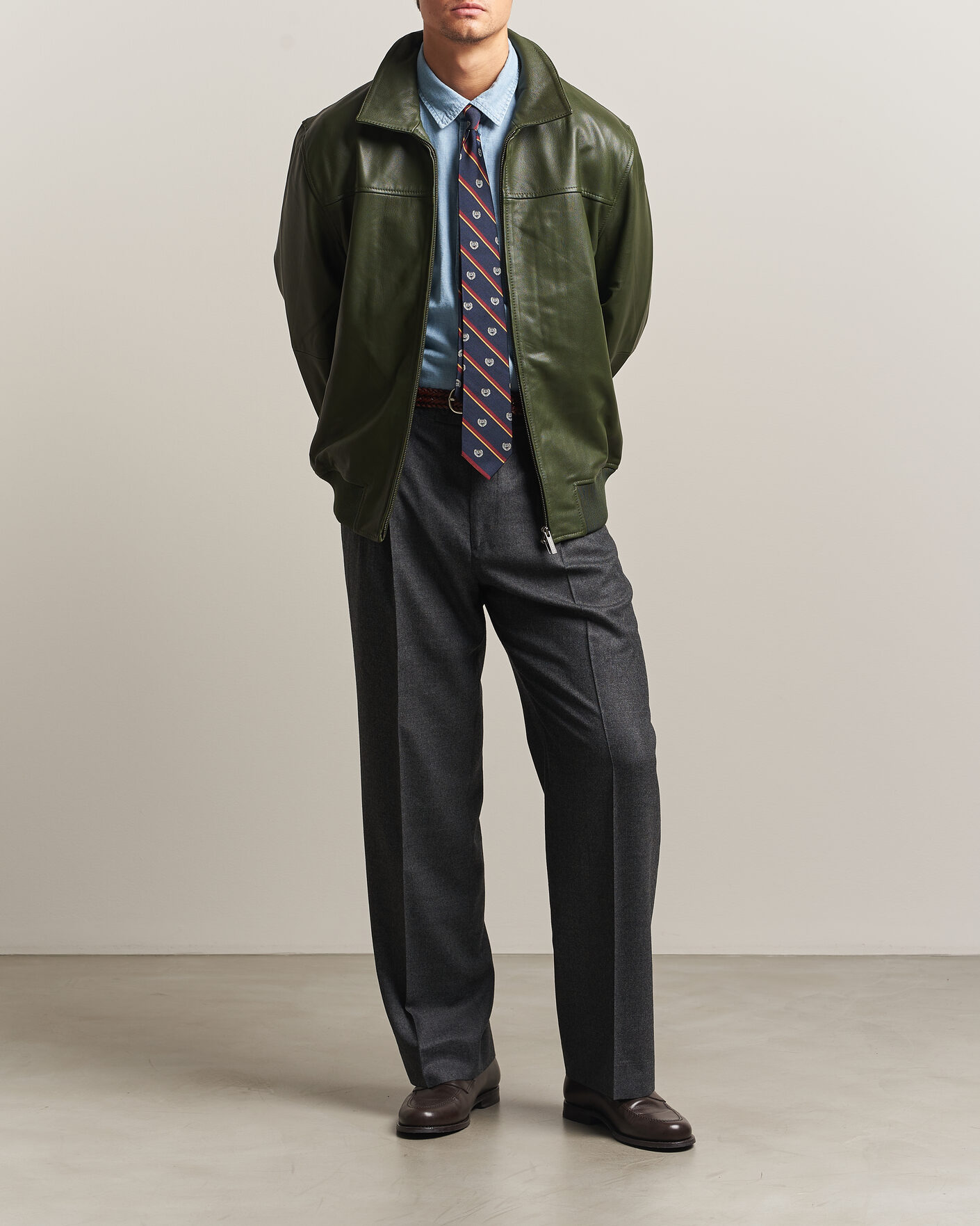 Hombres | Abrigos y chaquetas | LES DEUX | Leather Varsity Jacket Rifle Green
