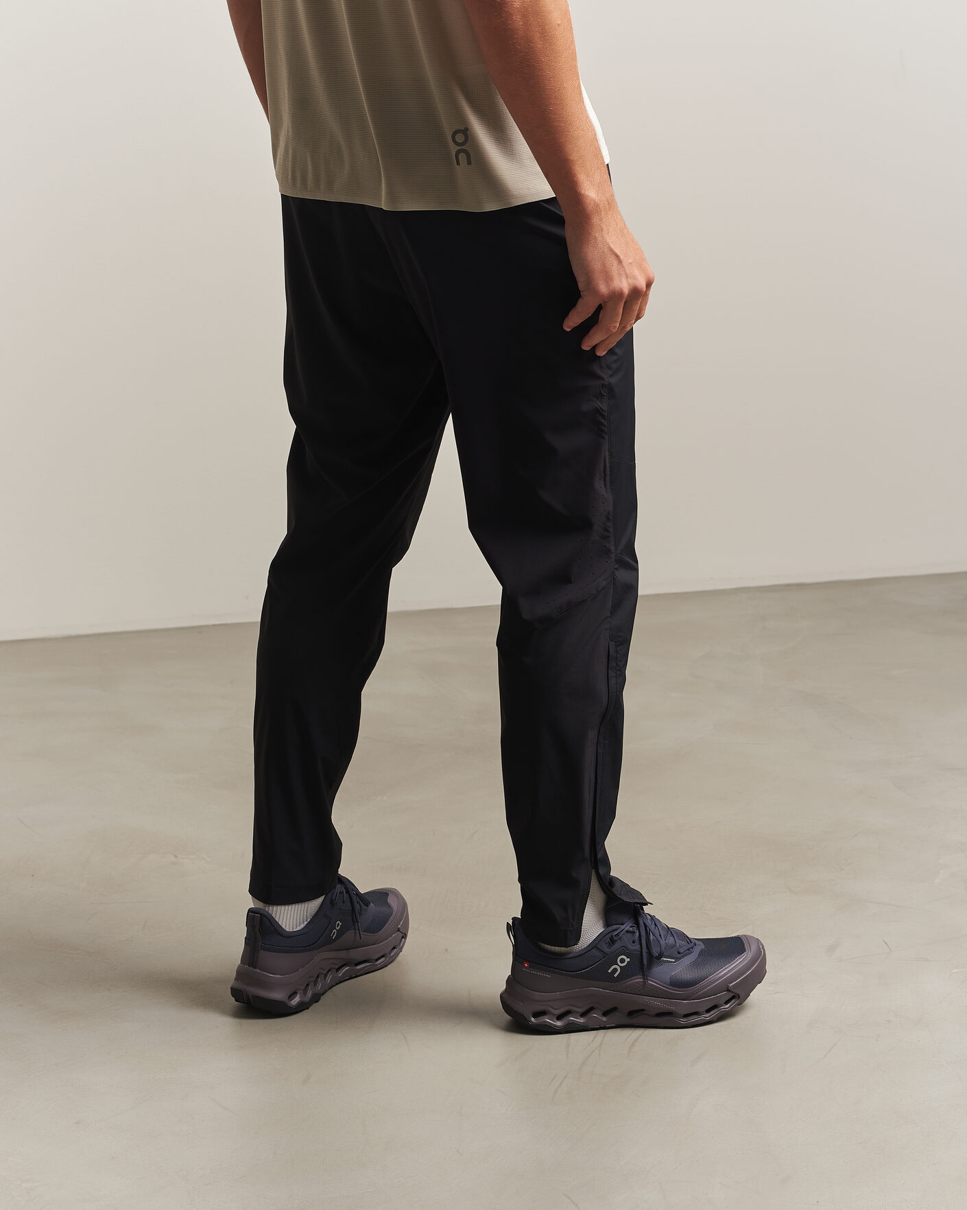 Hombres | Zapatillas de trail | On | Cloudhoriz2 Waterproof Graphite