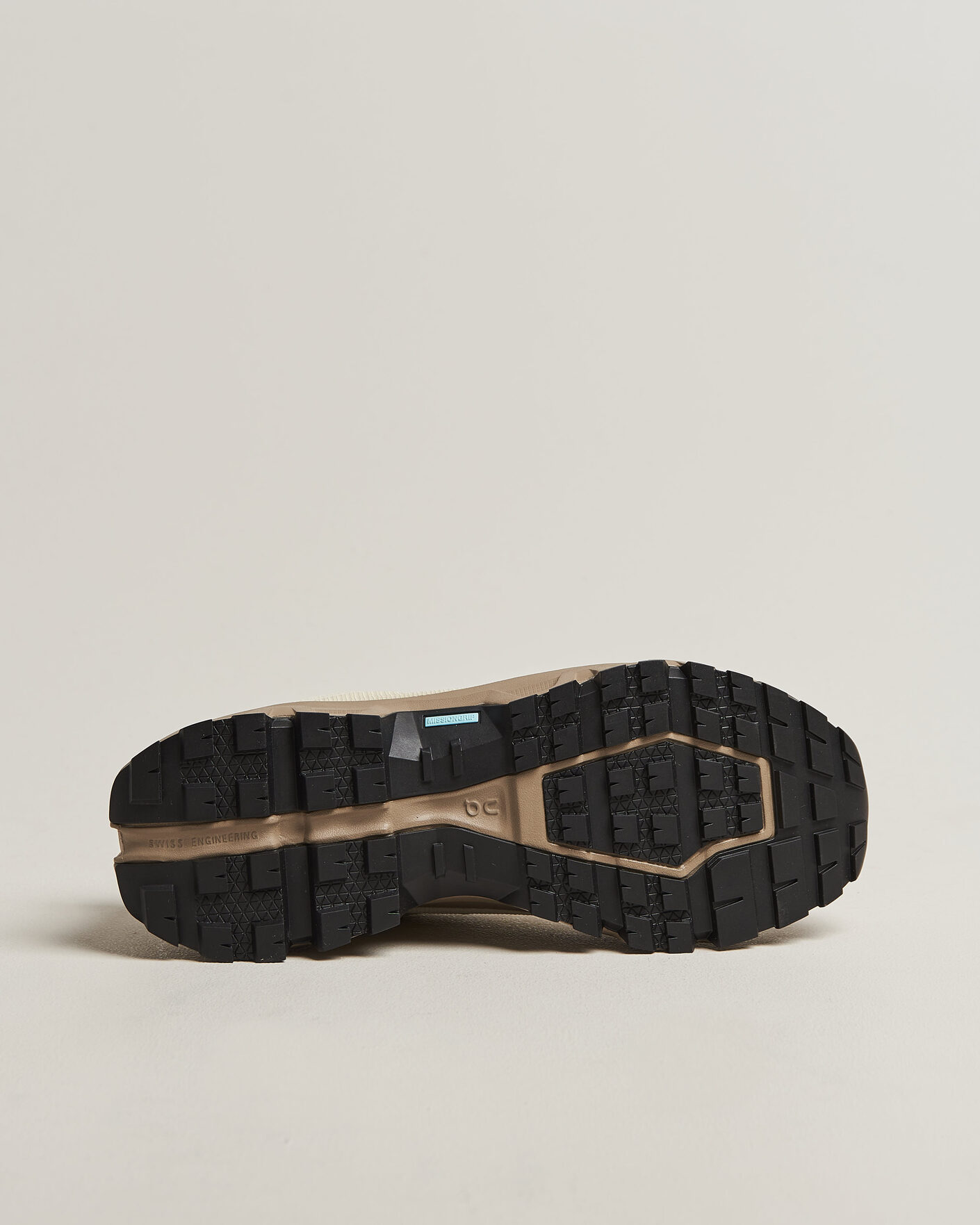 Hombres | Zapatillas de trail | On | Cloudrock Low Waterproof Grain/Soba