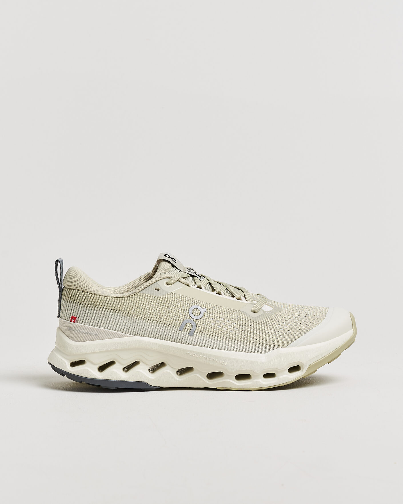 Hombres | Zapatillas de correr | On | Cloudsurfer Trail 2 Chalk/Ghost