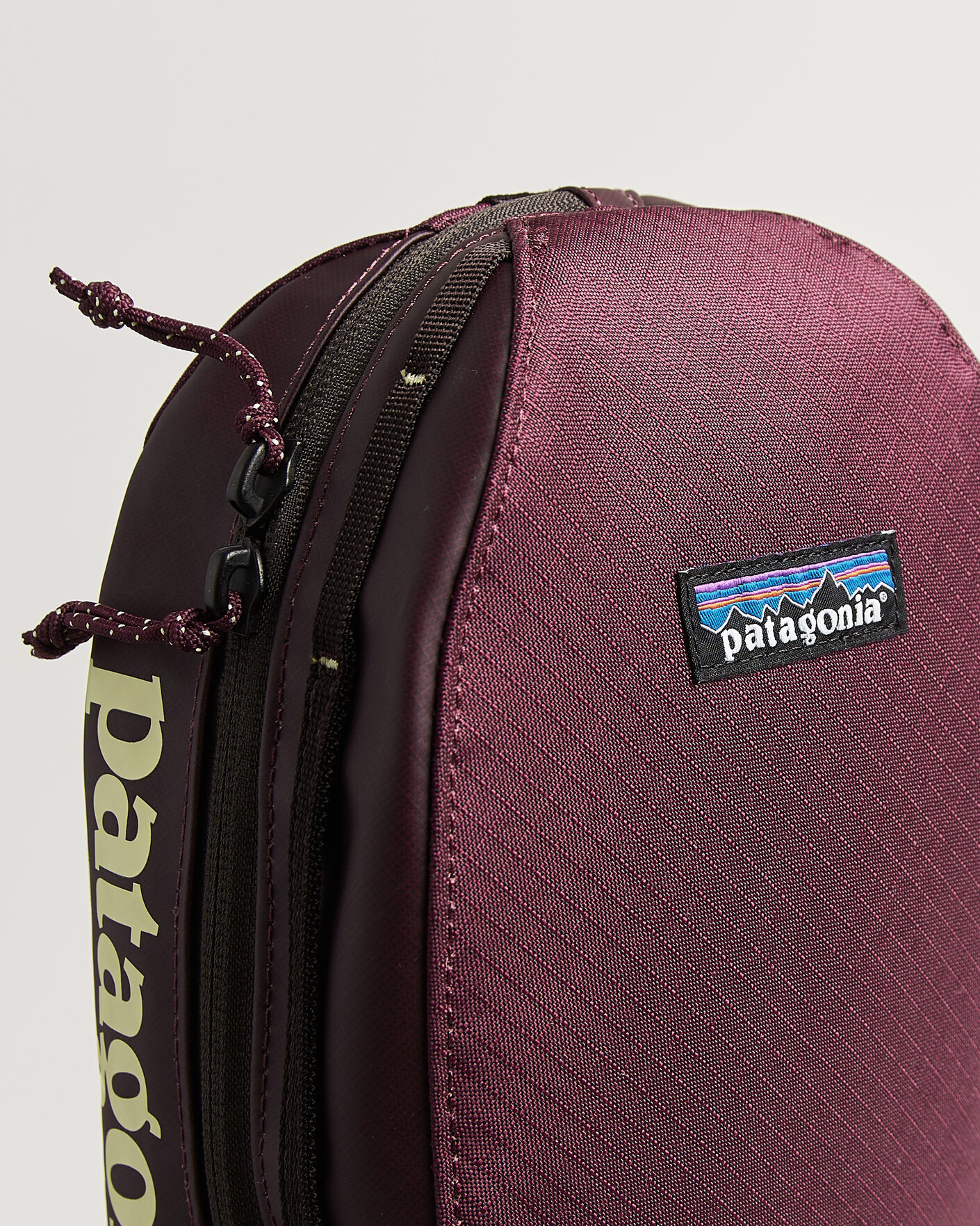 Hombres | Bolsos | Patagonia | Black Hole Cube 3L Berry Fig