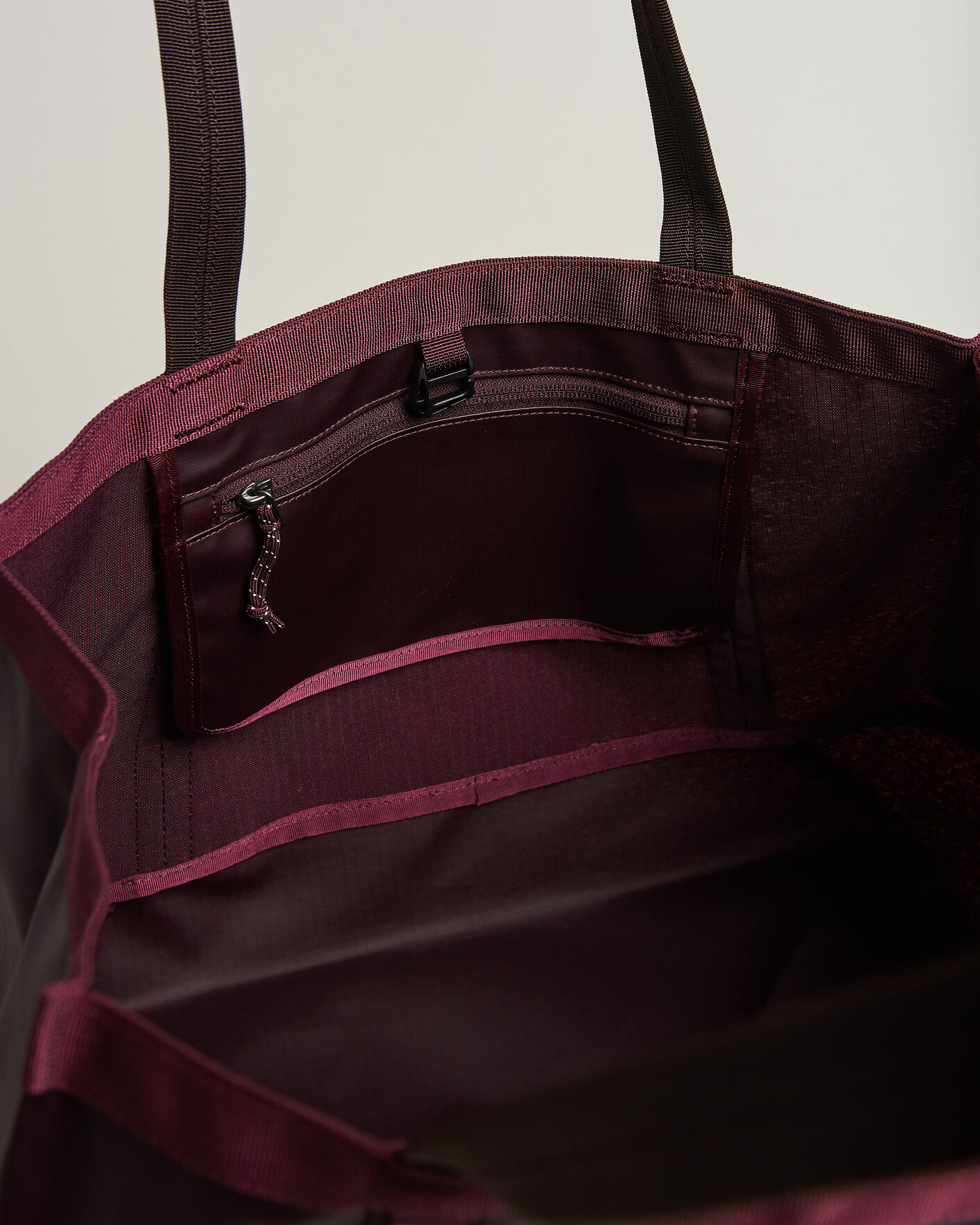 Hombres | Bolsos | Patagonia | Black Hole Tote 25L Berry Fig