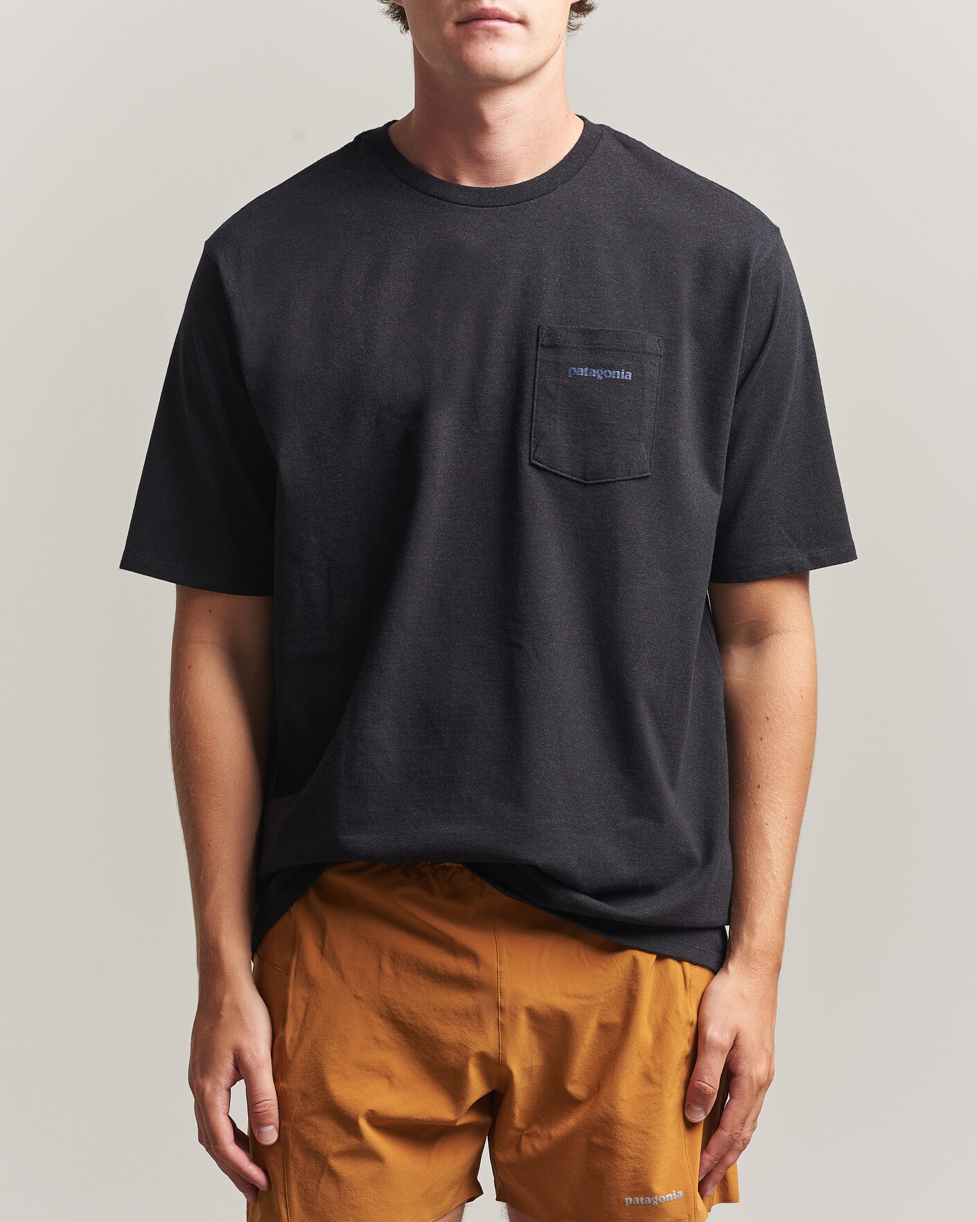Hombres | Camisetas | Patagonia | Boardshort Logo Pocket Responsibili T-Shirt Ink Black