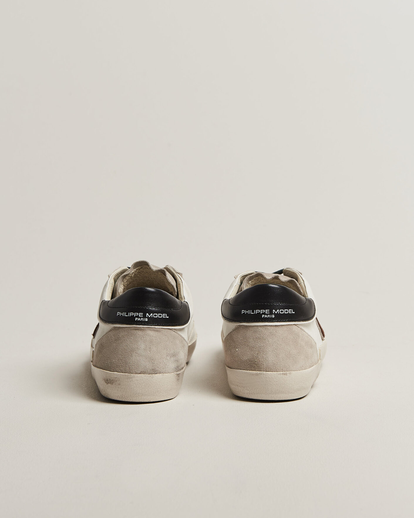 Hombres | Zapatillas | Philippe Model | PRSX Low Top Suede Sneaker White/Black