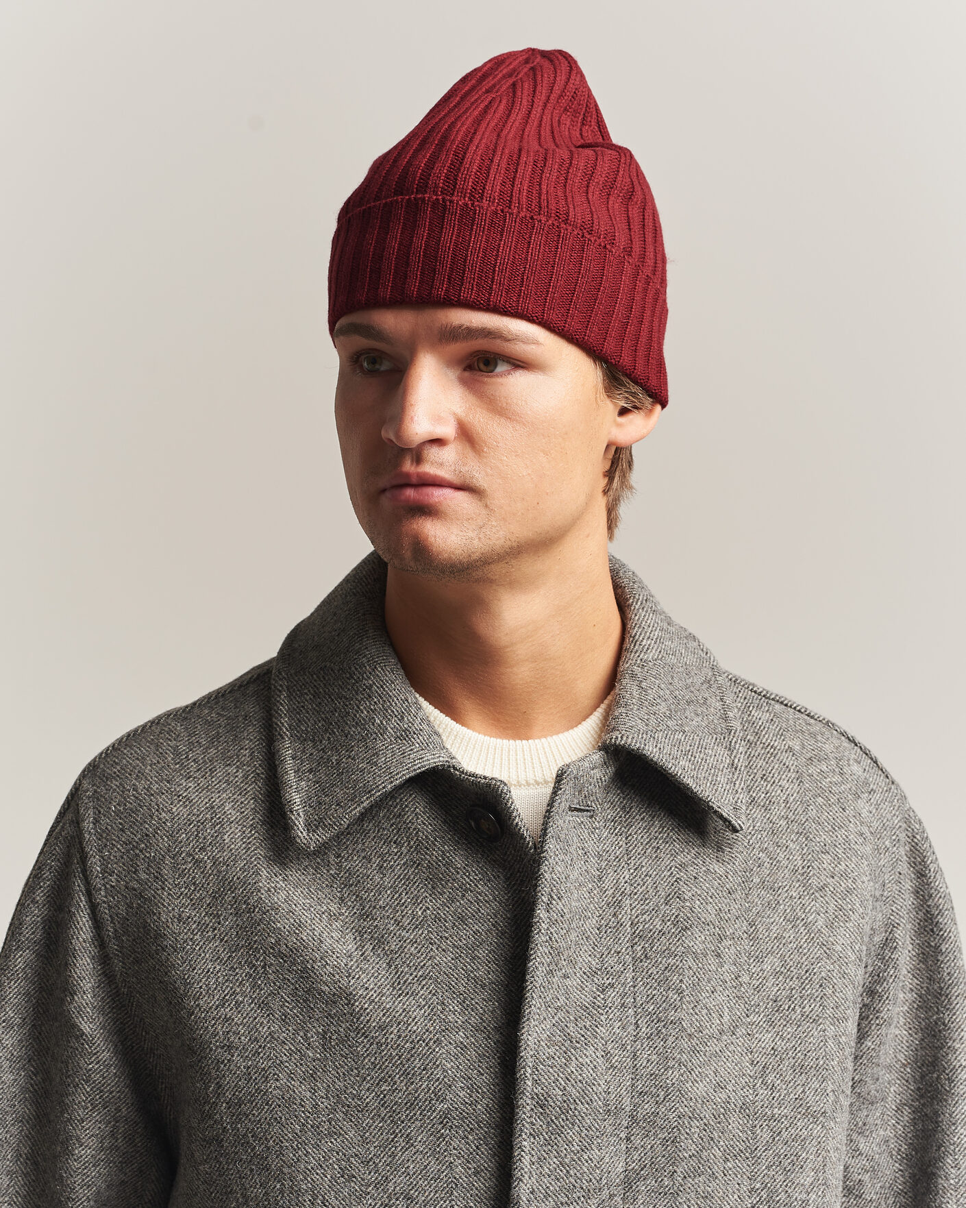 Hombres | Gorros | Piacenza Cashmere | Ribbed Cashmere Beanie Burgundy