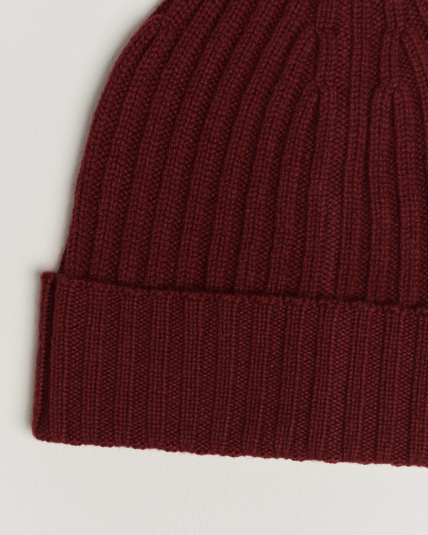 Hombres | Gorros | Piacenza Cashmere | Ribbed Cashmere Beanie Burgundy