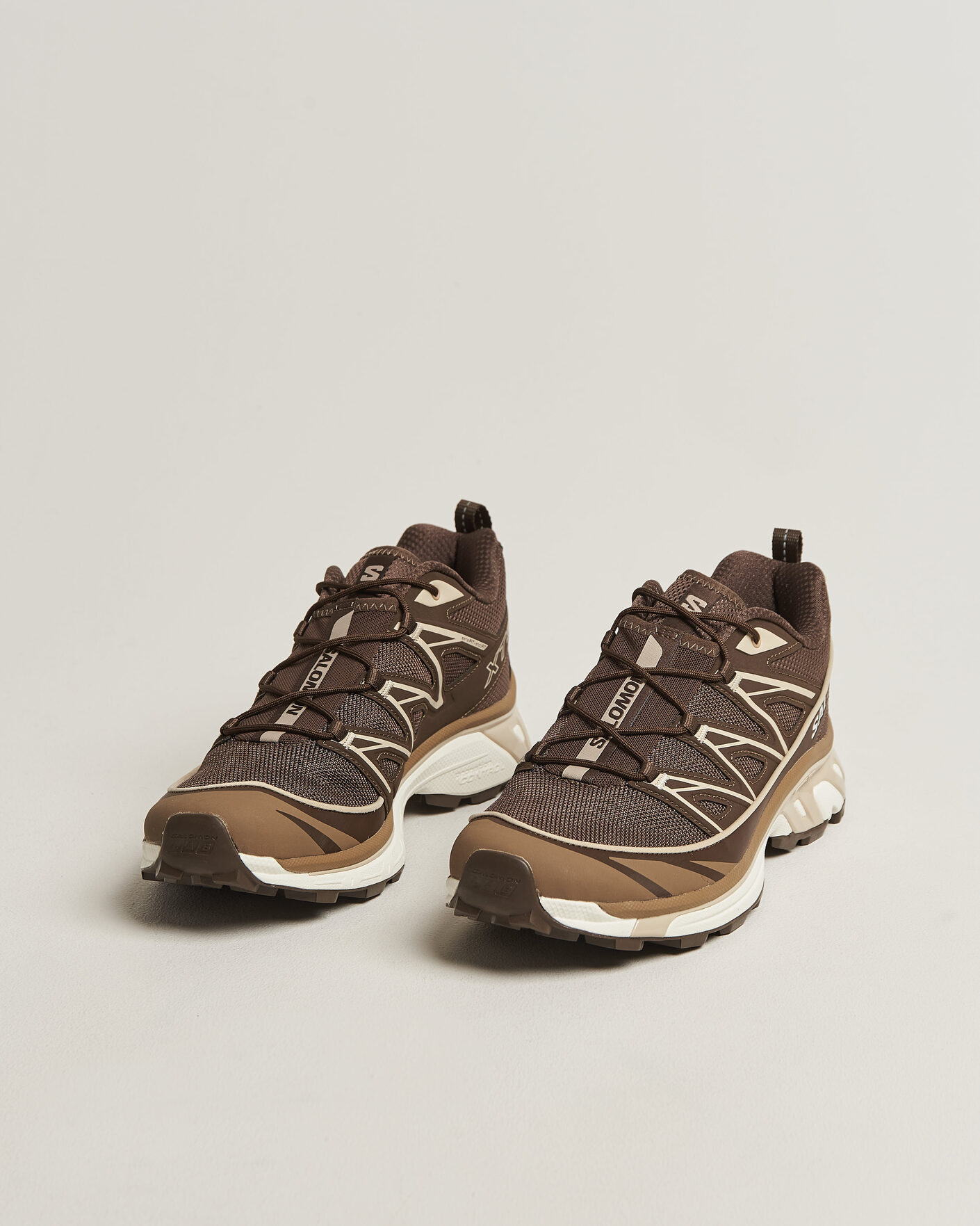 Hombres | Zapatillas de trail | Salomon | XT-6 Expanse Sneakers Earth Brown/White Pepper