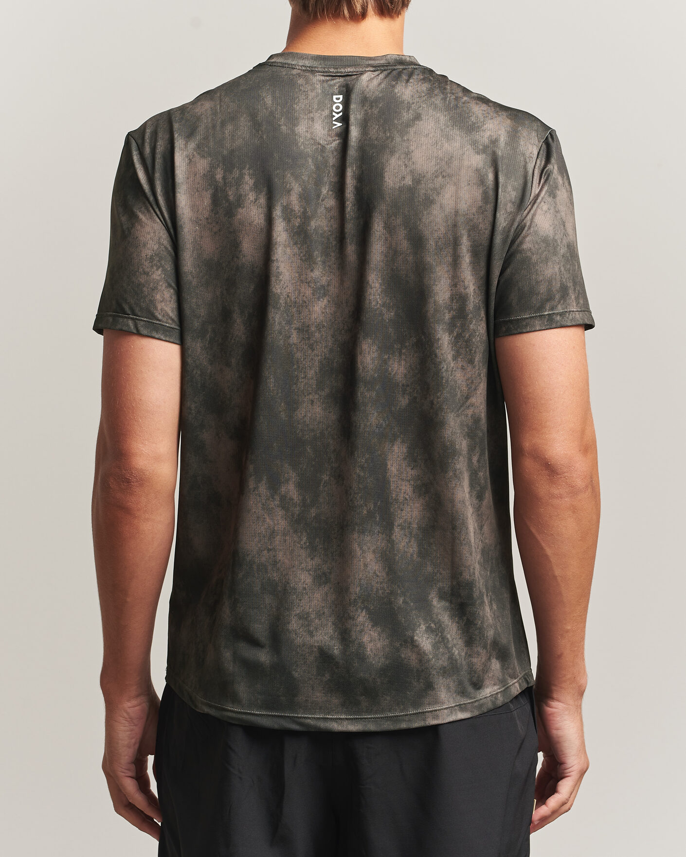 Hombres | Camisetas | DOXA | Rerun Short Sleeve T-Shirt Taupe