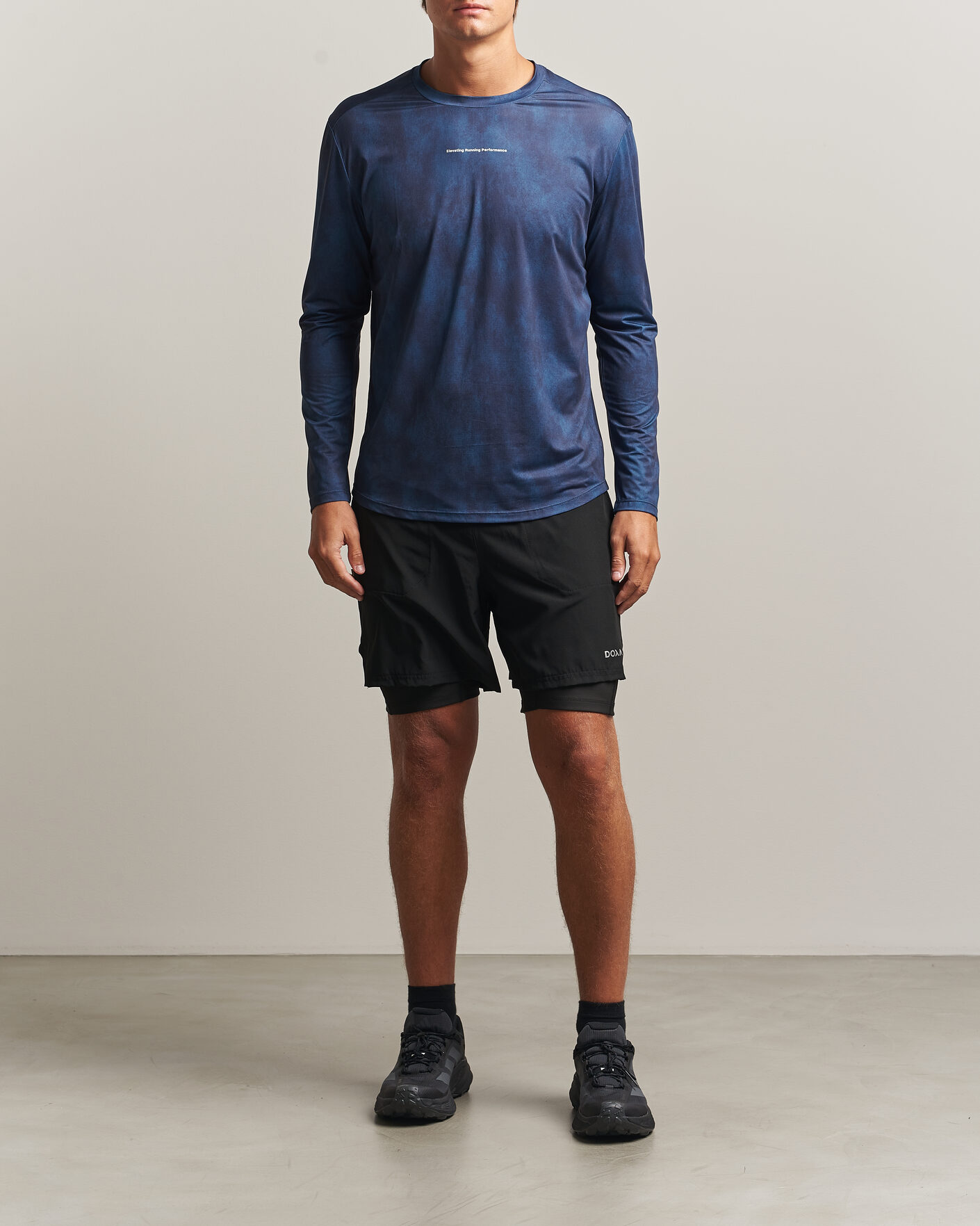 Hombres | Camisetas | DOXA | Rerun Long Sleeve T-Shirt Indigo