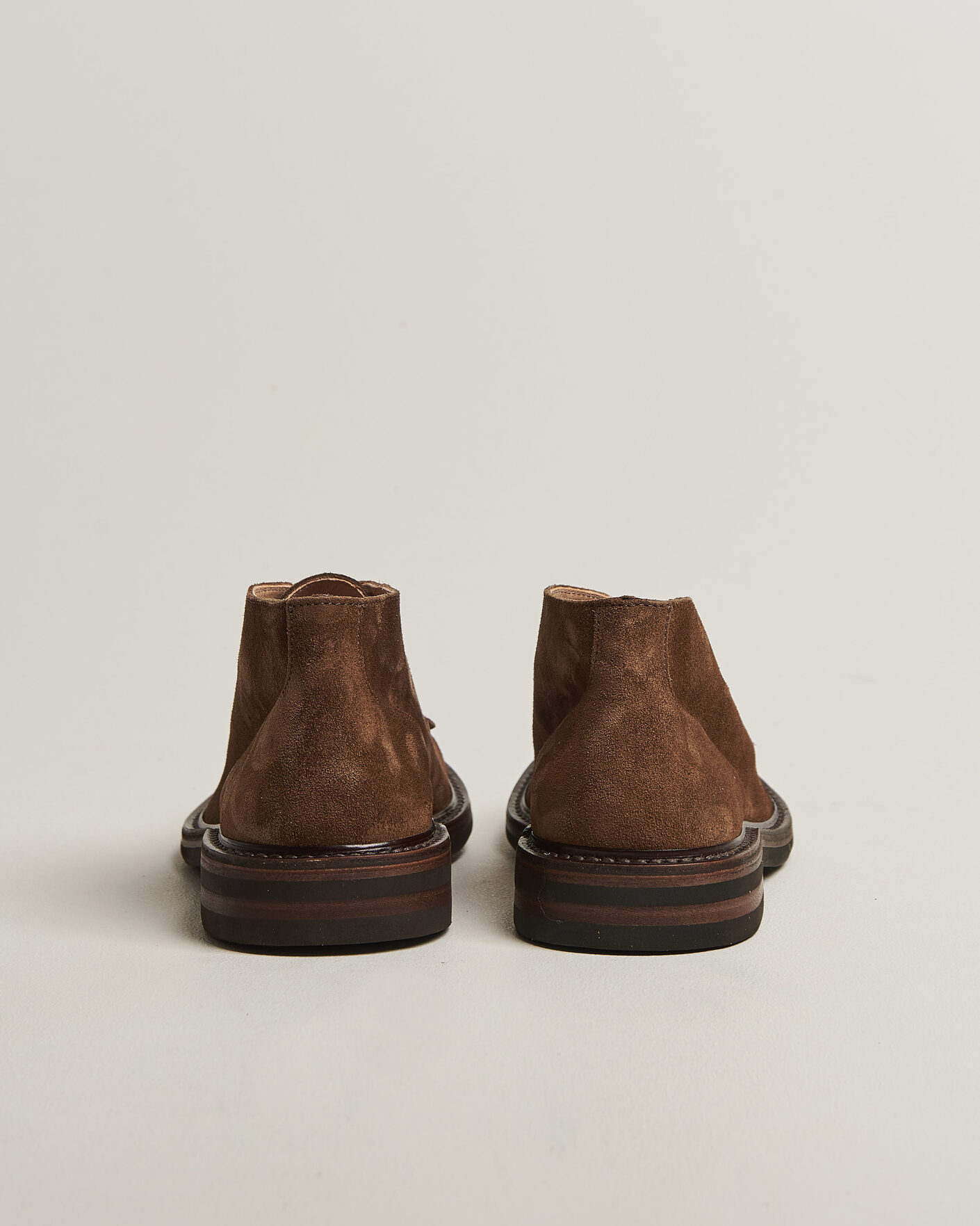Hombres | Botas | Astorflex | Deukeflex Dainite Chukka Boot Dark Khaki Suede