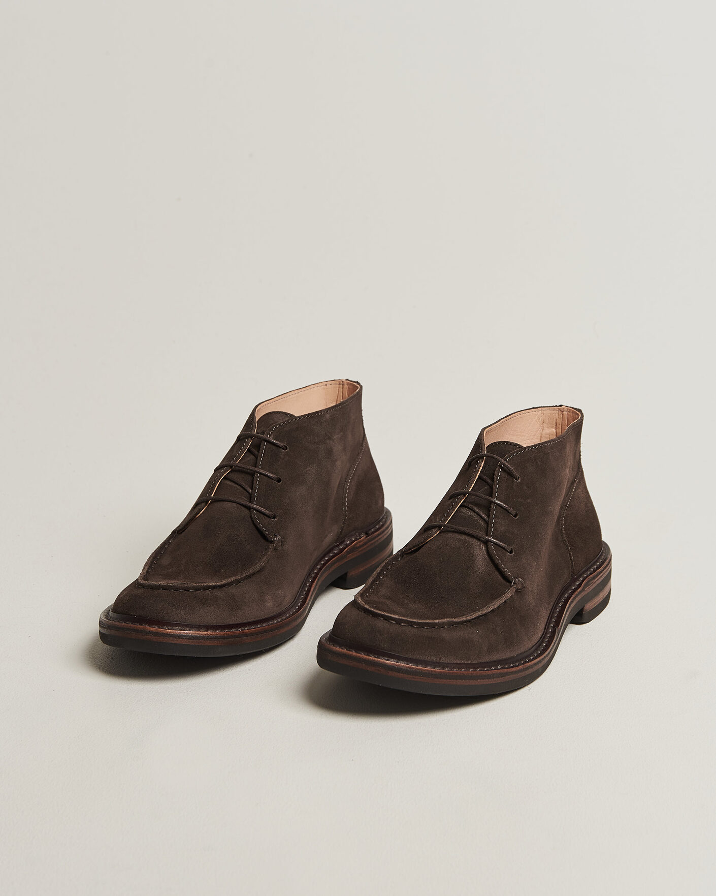 Hombres | Botas | Astorflex | Deukeflex Dainite Chukka Boot Dark Brown Suede