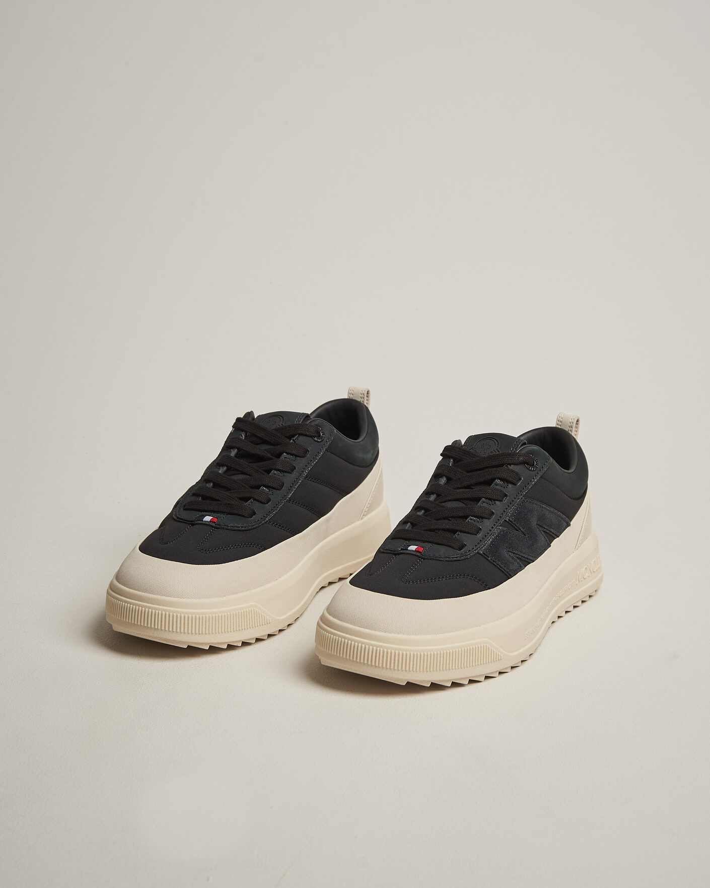 Hombres | Zapatillas | Moncler | Altive Low Top Sneakers Black