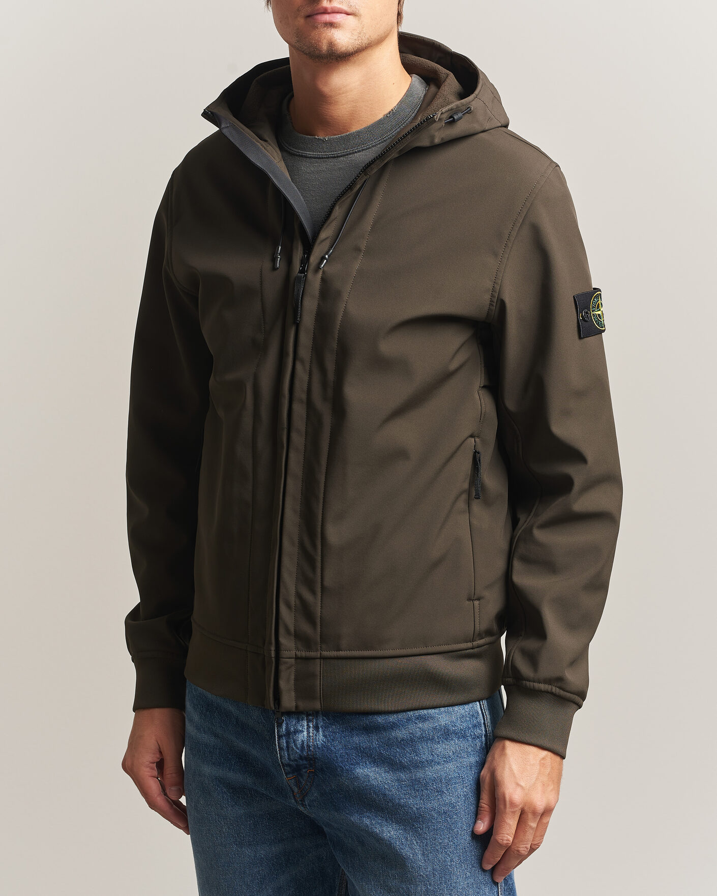 Hombres | Abrigos y chaquetas | Stone Island | Short Hooded Soft Shell Jacket Coal Grey