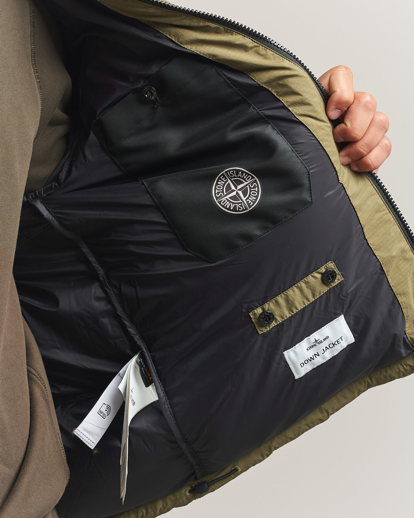 Hombres | Abrigos y chaquetas | Stone Island | Matt Ripstop Cordura Down Jacket Green
