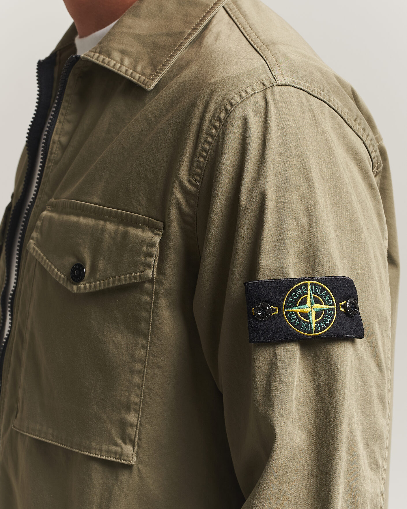 Hombres | Camisas | Stone Island | Organic Cotton Satin Stretch Zip Overshirt Miltary Green