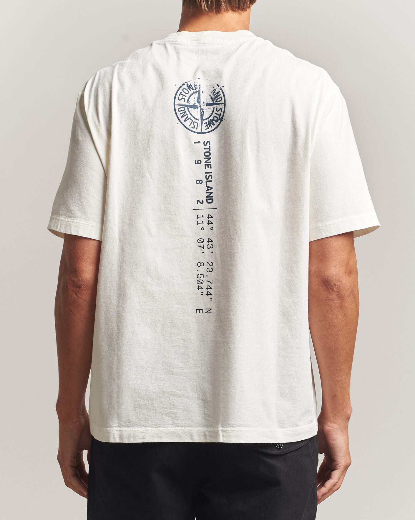 Hombres | Camisetas | Stone Island | Vertical Placement Print Cotton T-Shirt Ivory