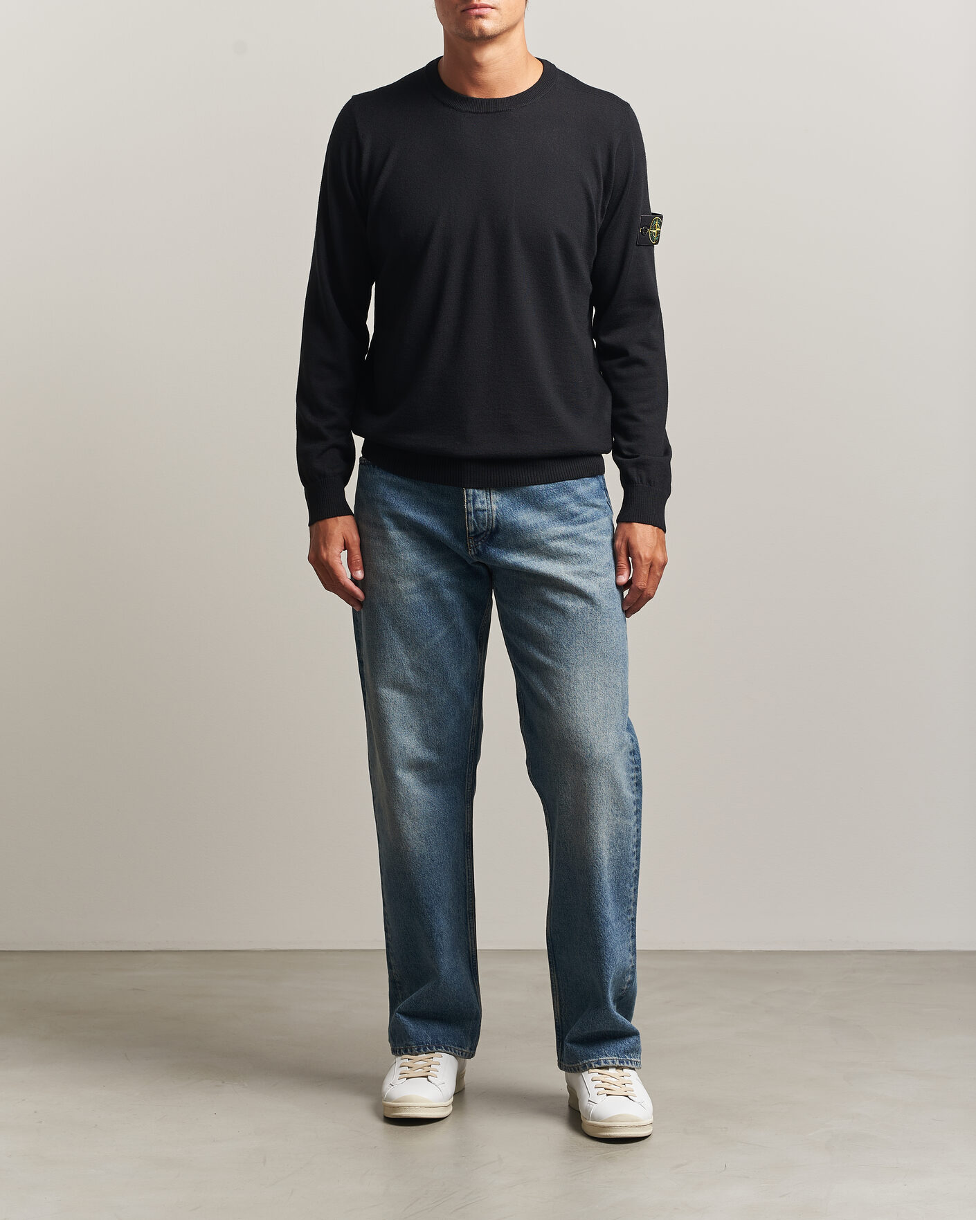 Hombres | Jerséis y prendas de punto | Stone Island | Light Pure Wool Crew Neck Black