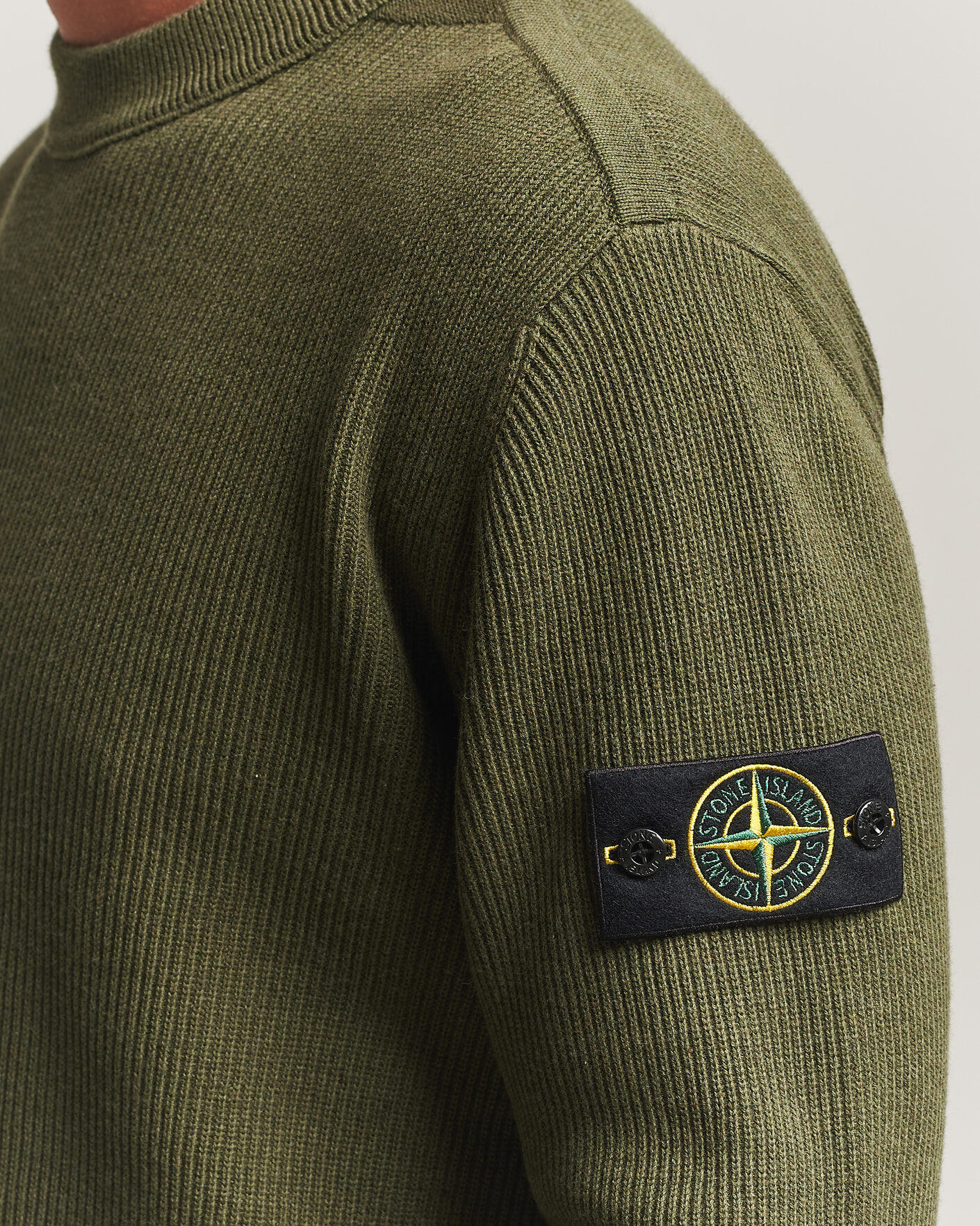 Hombres | Jerséis y prendas de punto | Stone Island | Ribbed Soft Organic Cotton Crew Neck Military Green