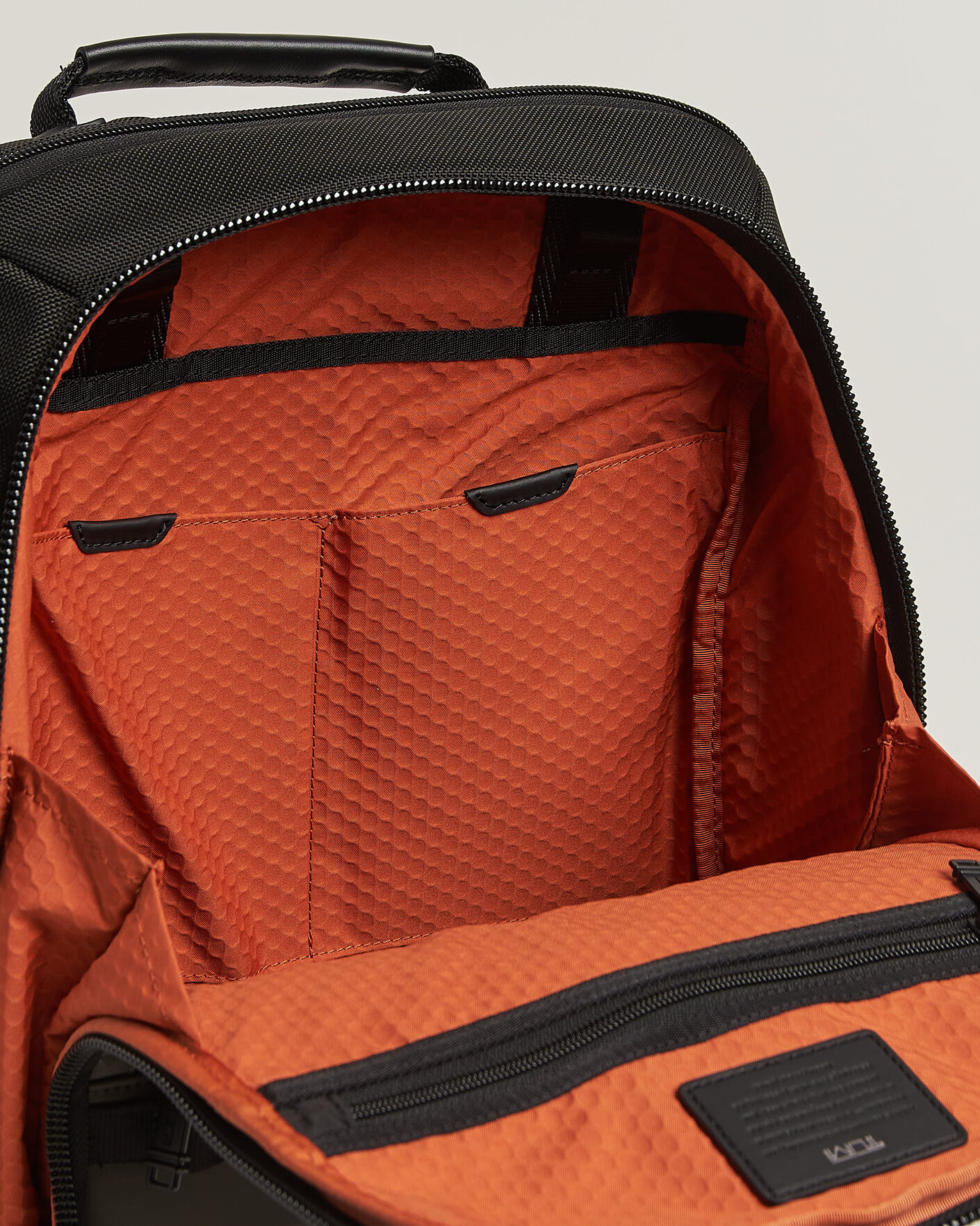 Hombres | Bolsos | TUMI | Alpha Bravo Dynamic Backpack Terra Brown
