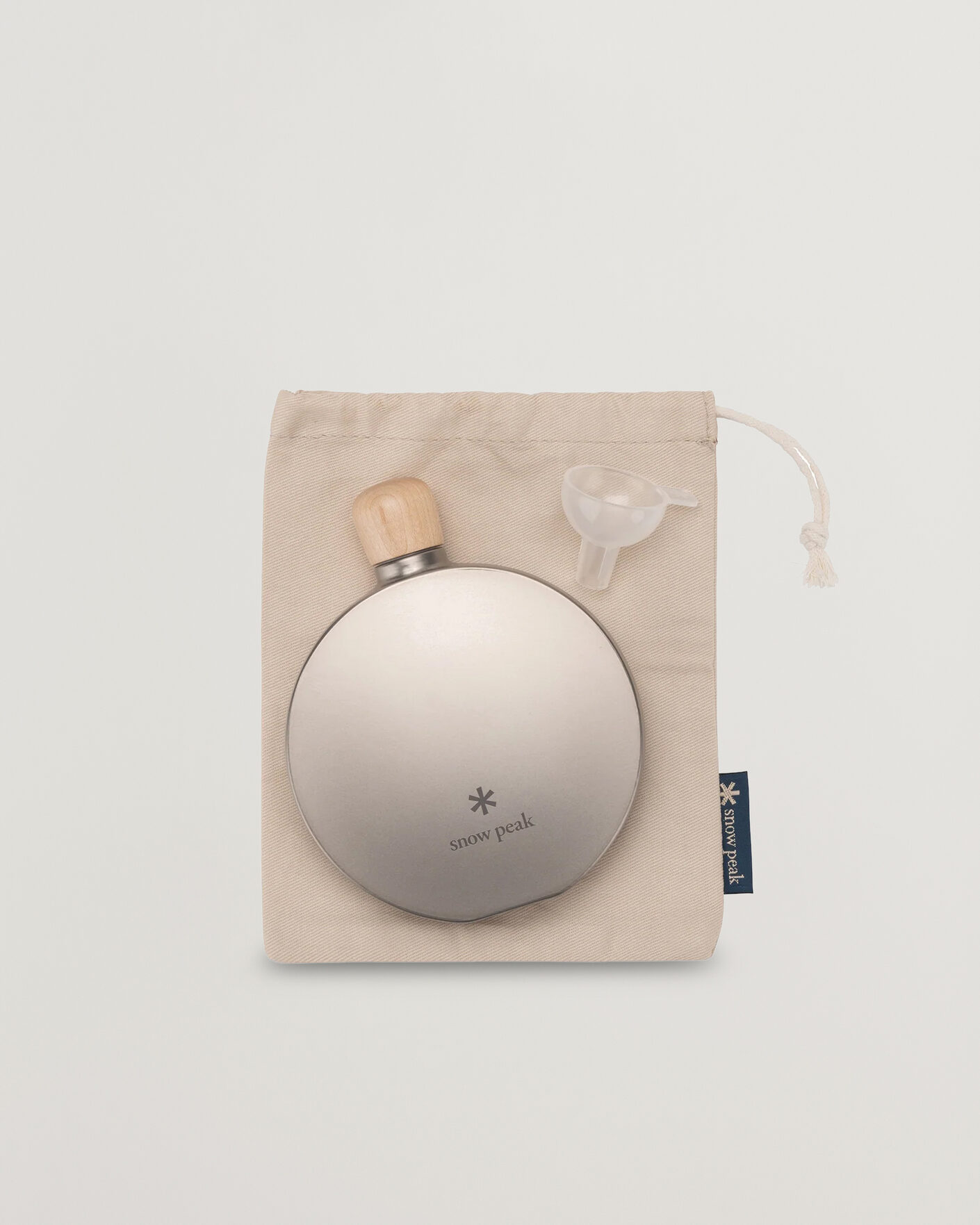 Hombres | Outdoor living | Snow Peak | Curved Flask Titanium